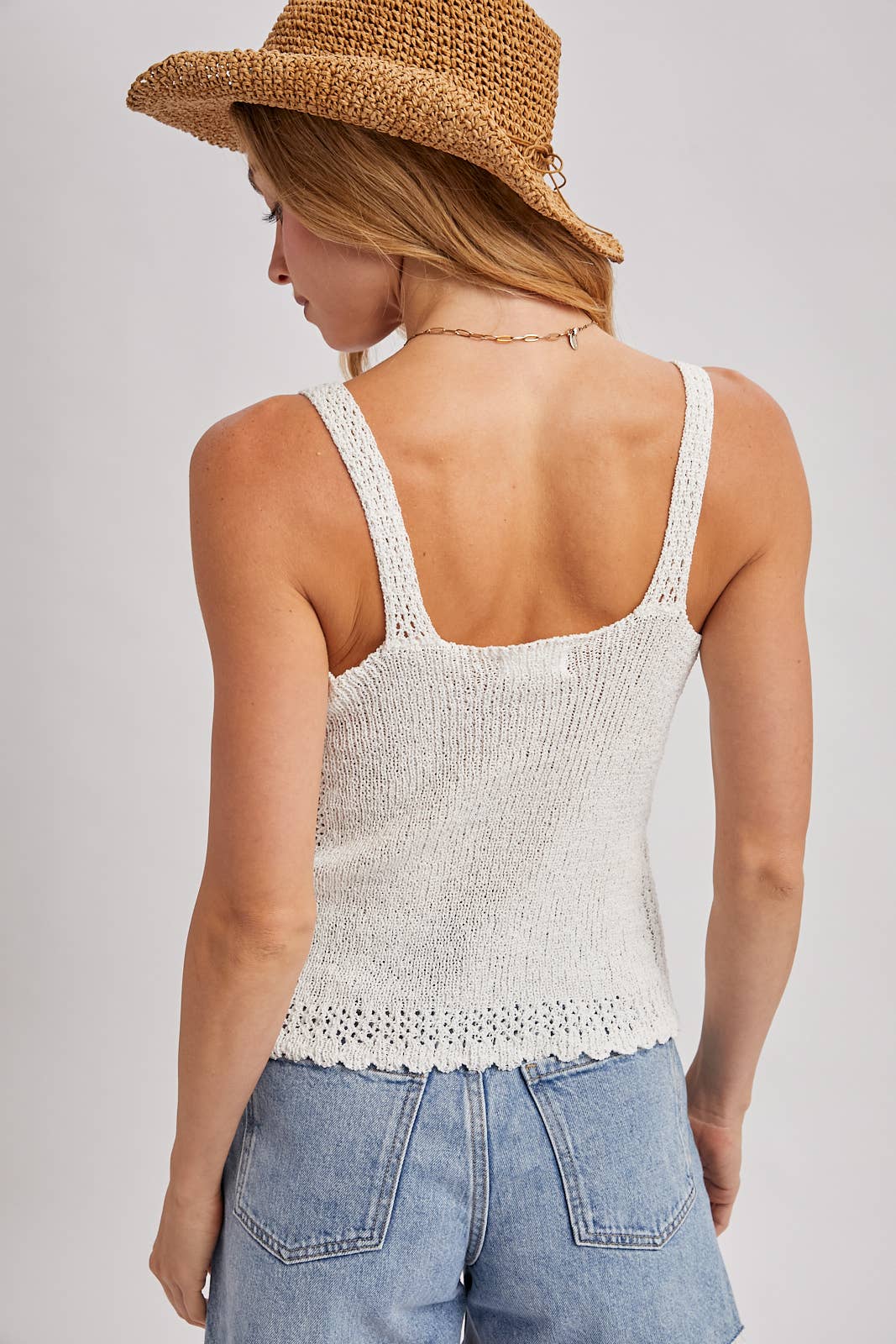 Bluivy - V-NECK STRAP KNIT TANK TOP