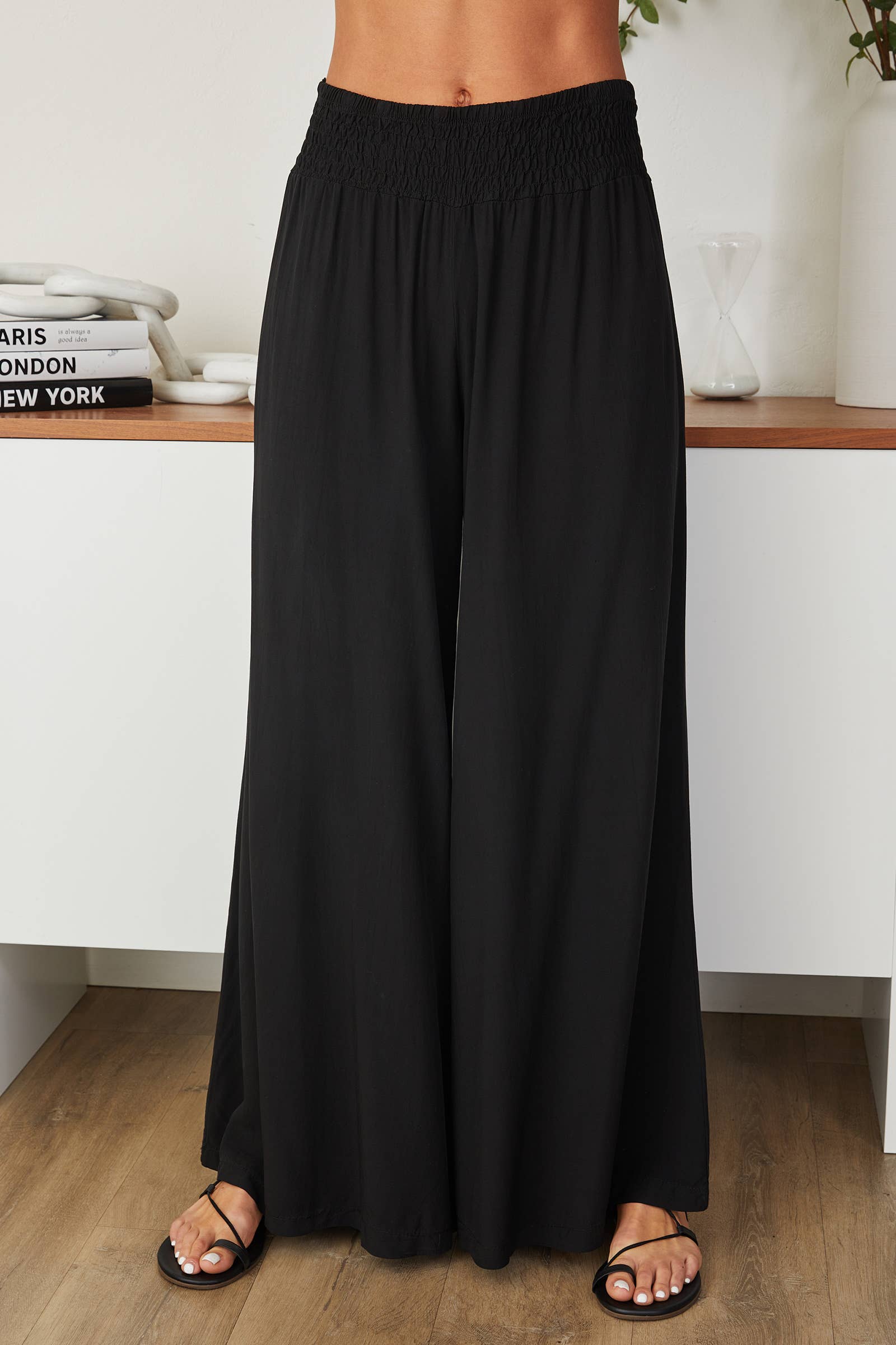 MILIO MILANO - LINEN SMOCKED WAIST PALAZZO PANT(23.2275-BLACK)