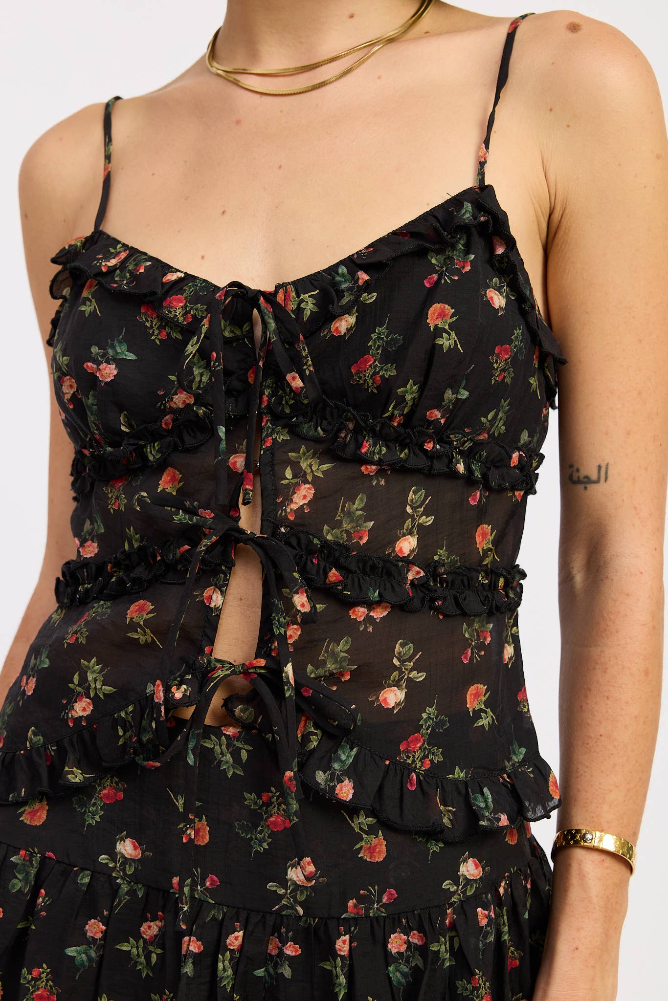 Emory Park - RUFFLED CAMI TOP WITH FRONT TIE