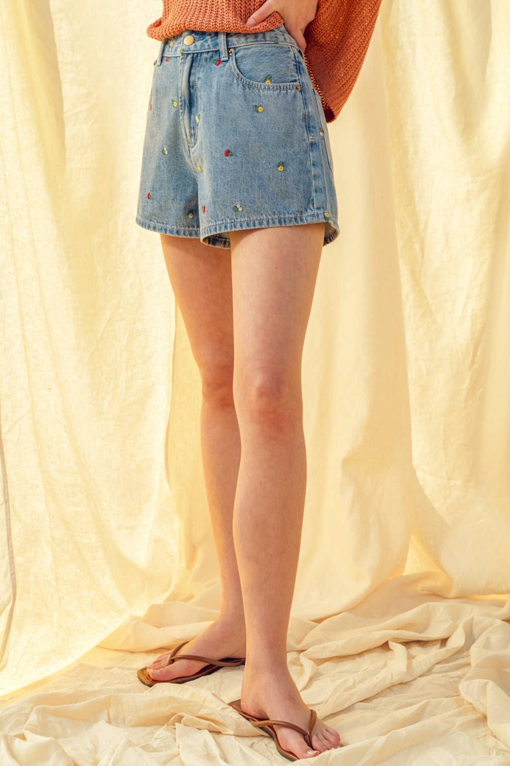 MIOU MUSE - EMBROIDERY DENIM SHORTS