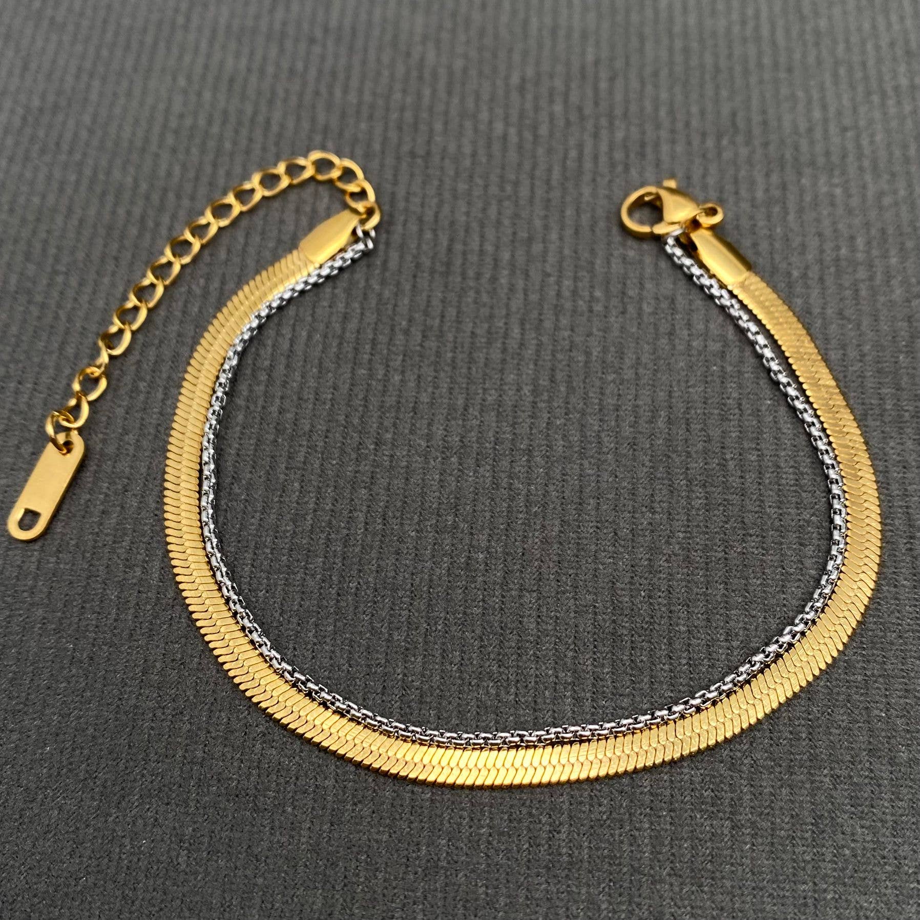 Mio Queena - Two Tone Chain 18K Gold Plated Stainless Steel Bracelet -FGS