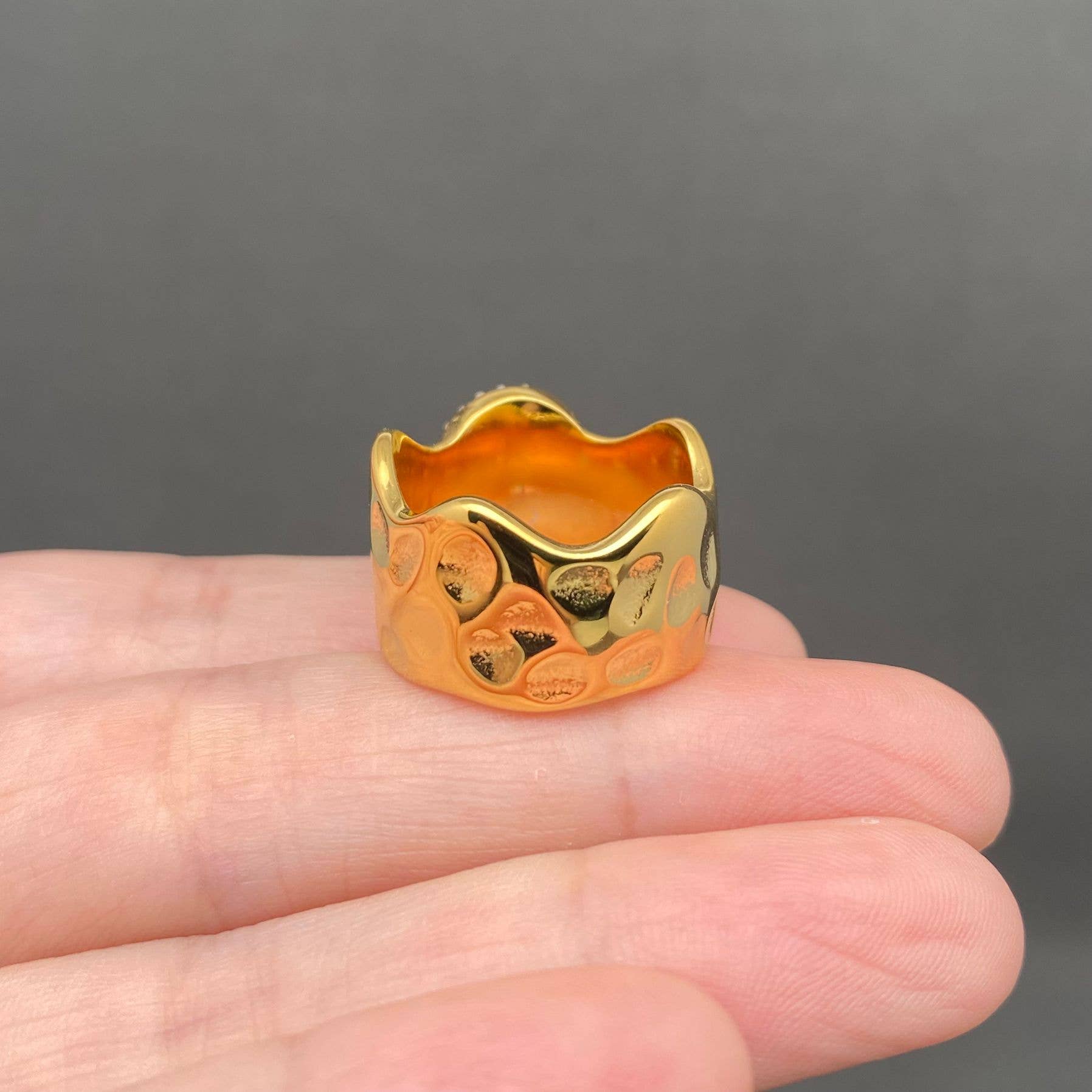 Mio Queena - Zircon Inlaid 18K Gold Plated Stainless Steel Ring - FGS