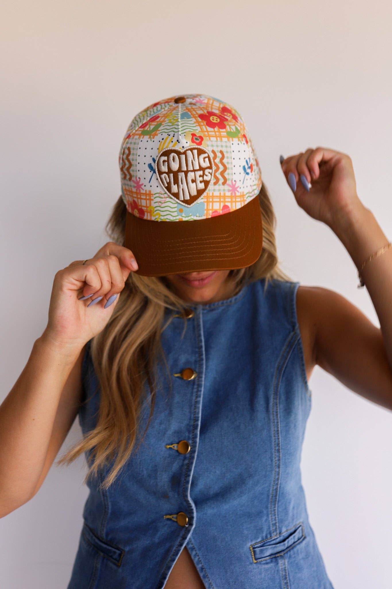KAXI - GOING PLACES TRUCKER HAT