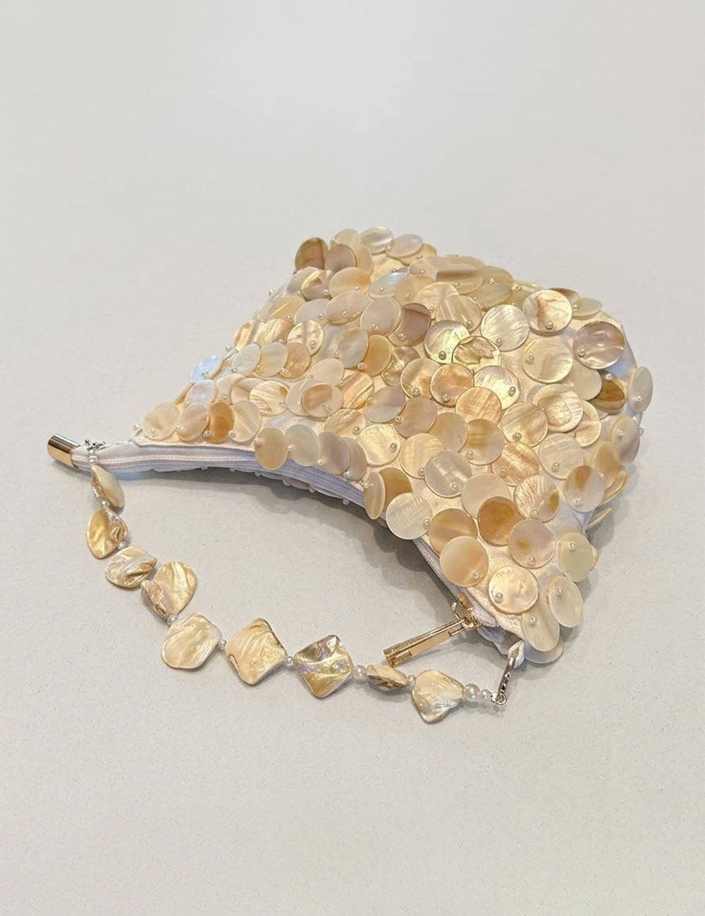 Dipped Shop - Trendy Handmade Pearl Shell Beaded Handbag