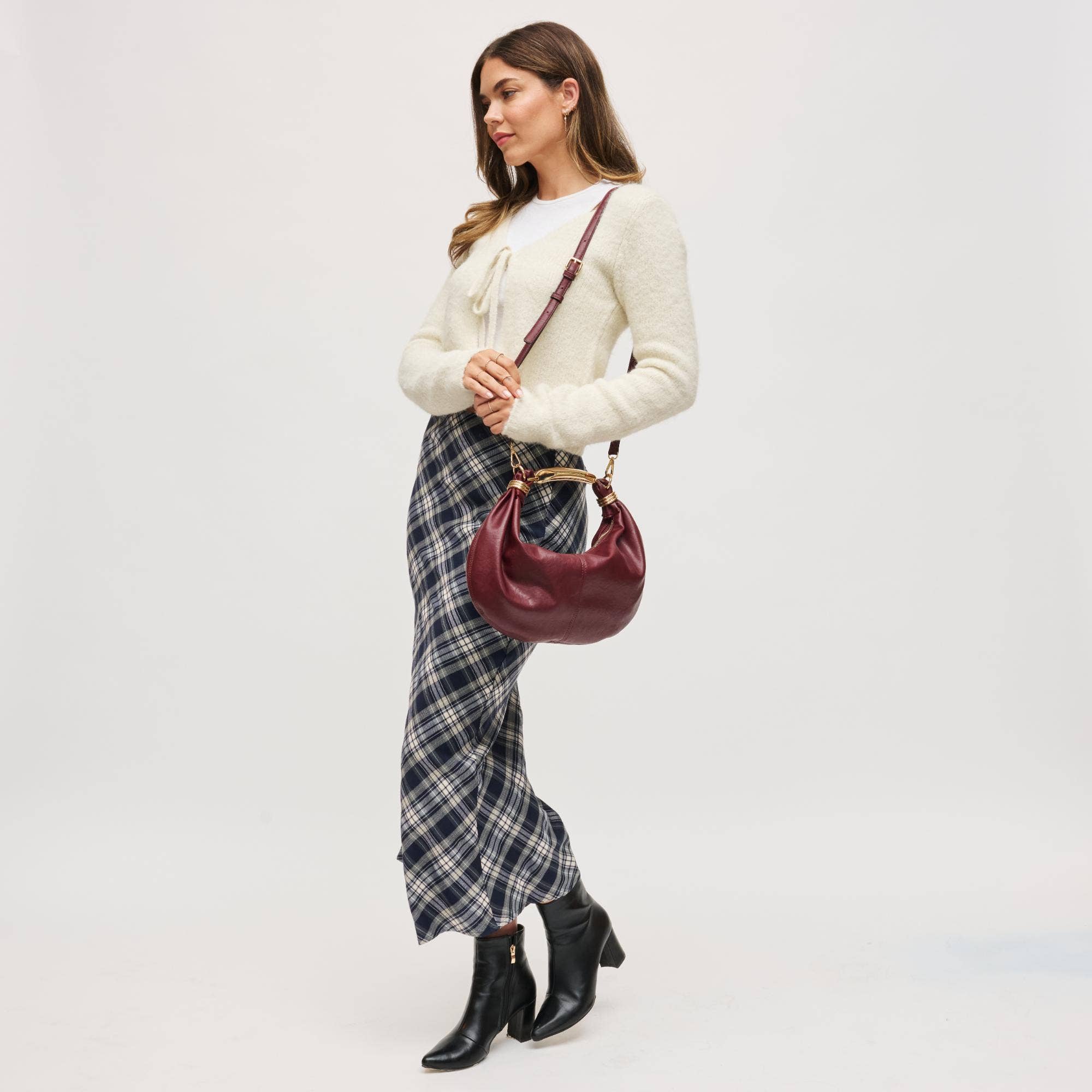 Urban Expressions - Carrie Crossbody