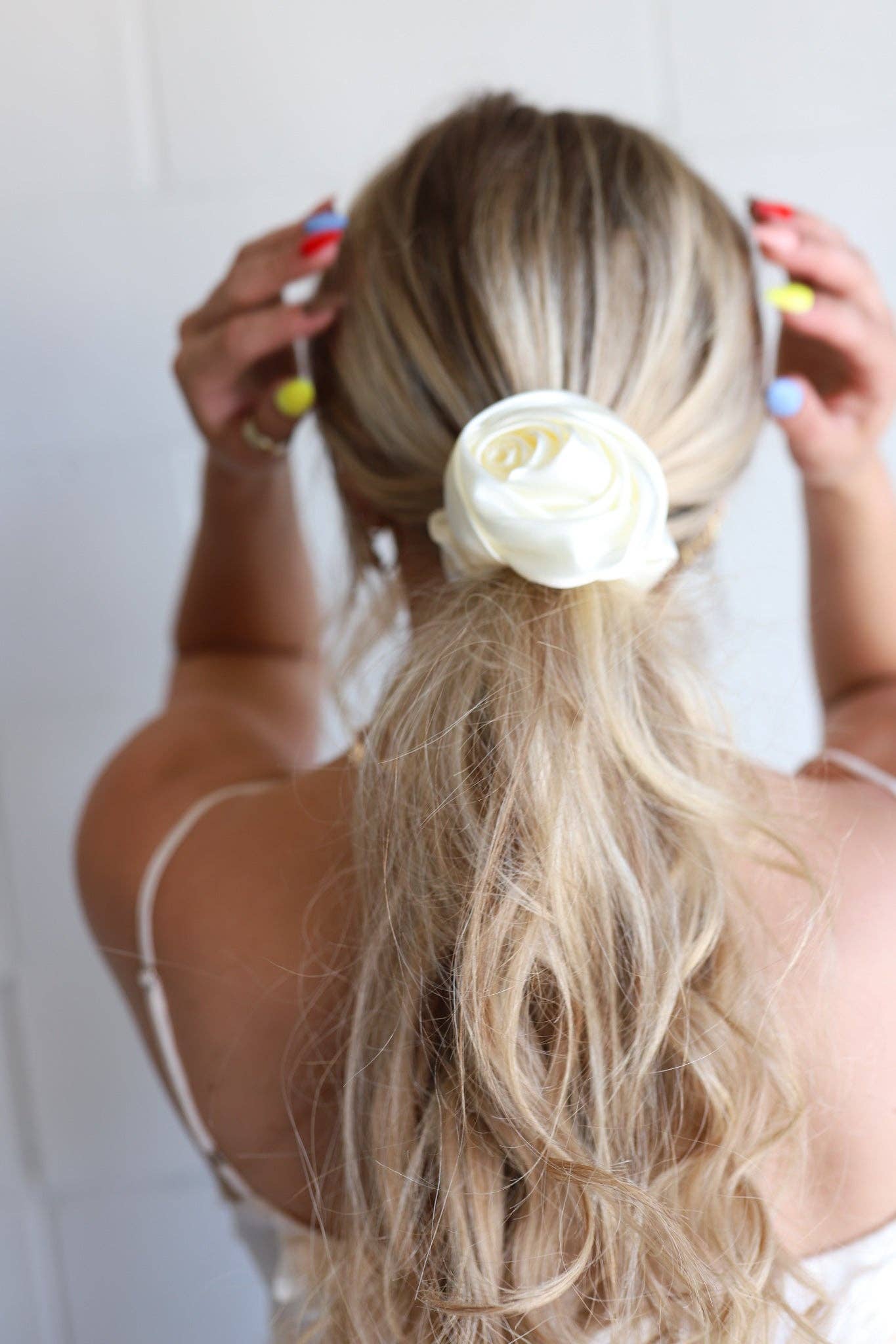 KAXI - ROSETTE SCRUNCHIE