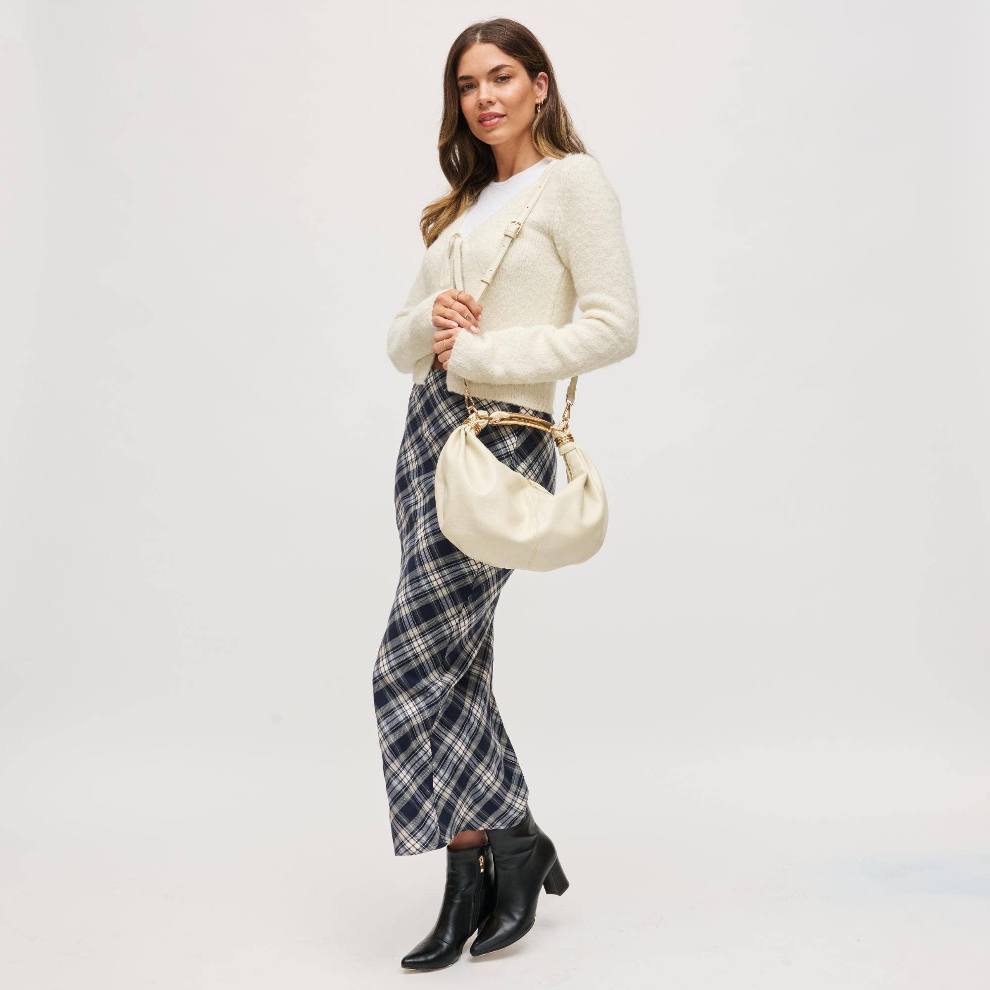 Urban Expressions - Carrie Crossbody