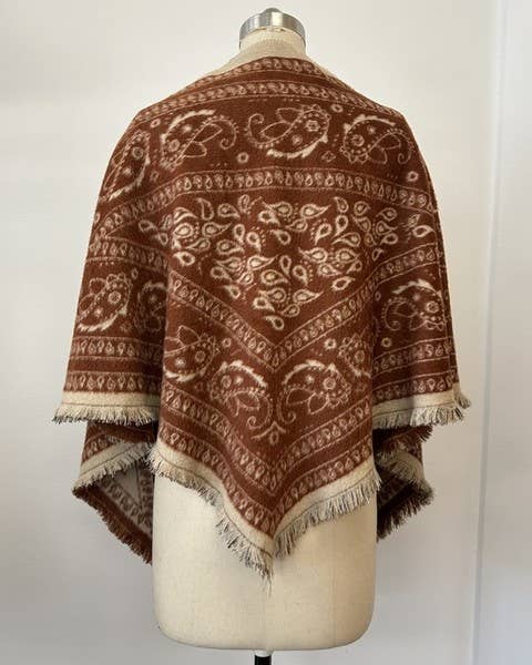 SAACHI - Paisley Fringe Triangle Scarf