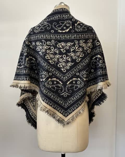 SAACHI - Paisley Fringe Triangle Scarf