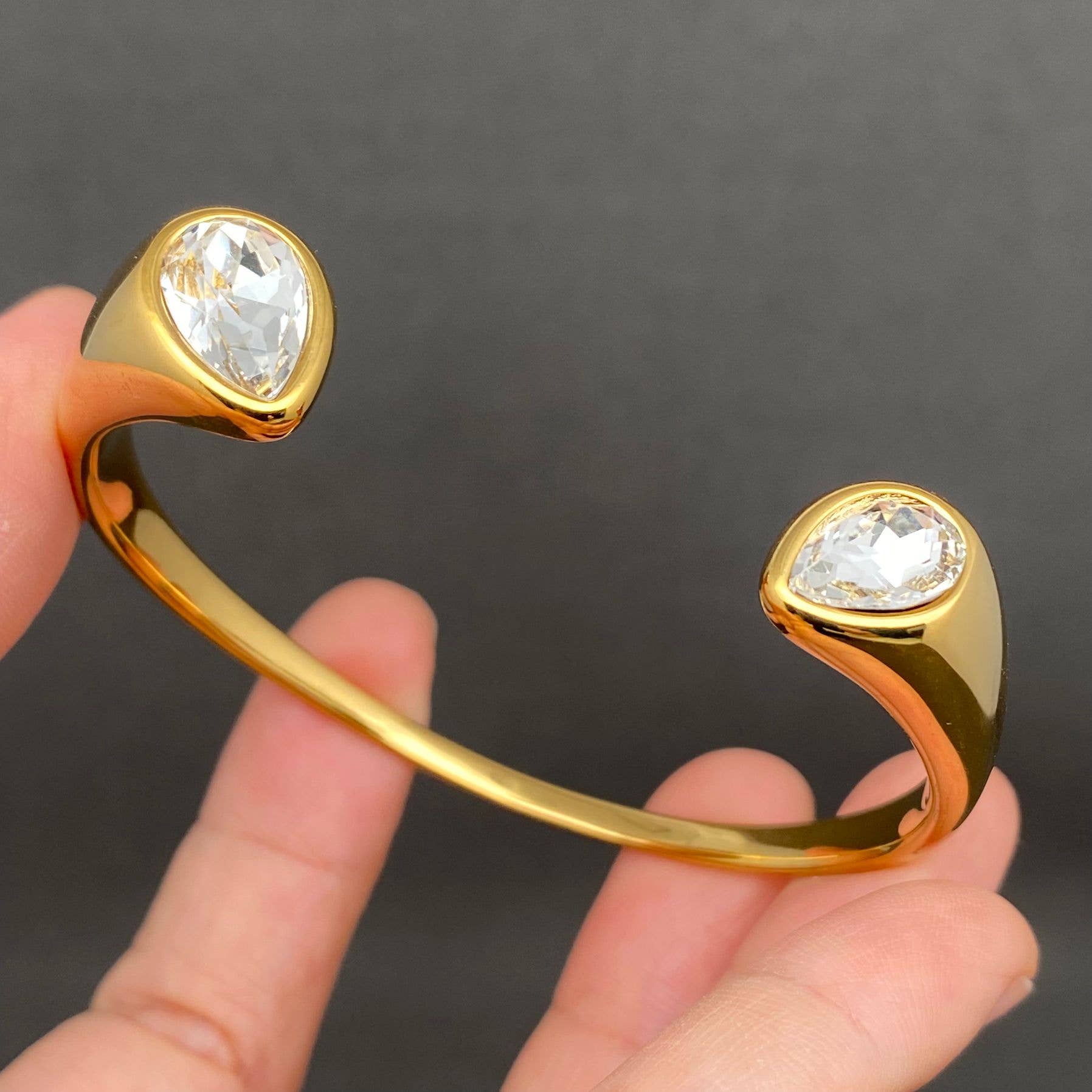 Mio Queena - Double Zircon 18K Gold Plated Stainless Steel Cuff - FGS