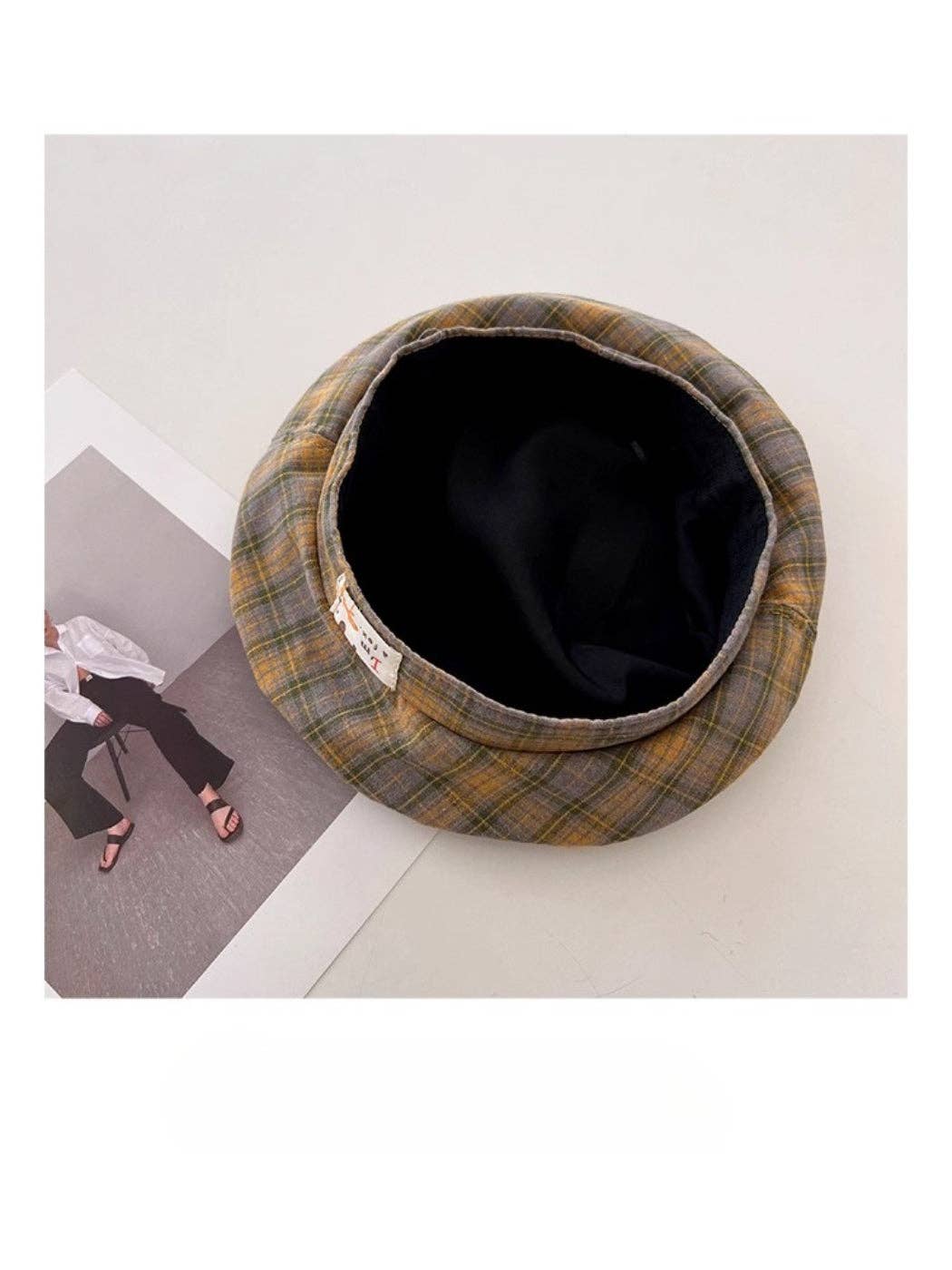Funkyrelยฎ Atzbranding Limited - Haila - Plaid Patch Casual Beret Hat