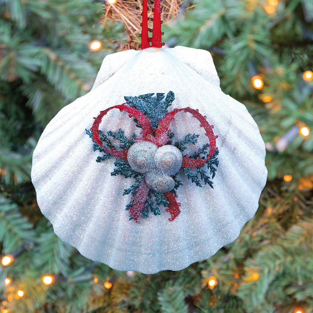 California Seashell Company - Irish Scallop Seashell Evergreen Collage Ornament