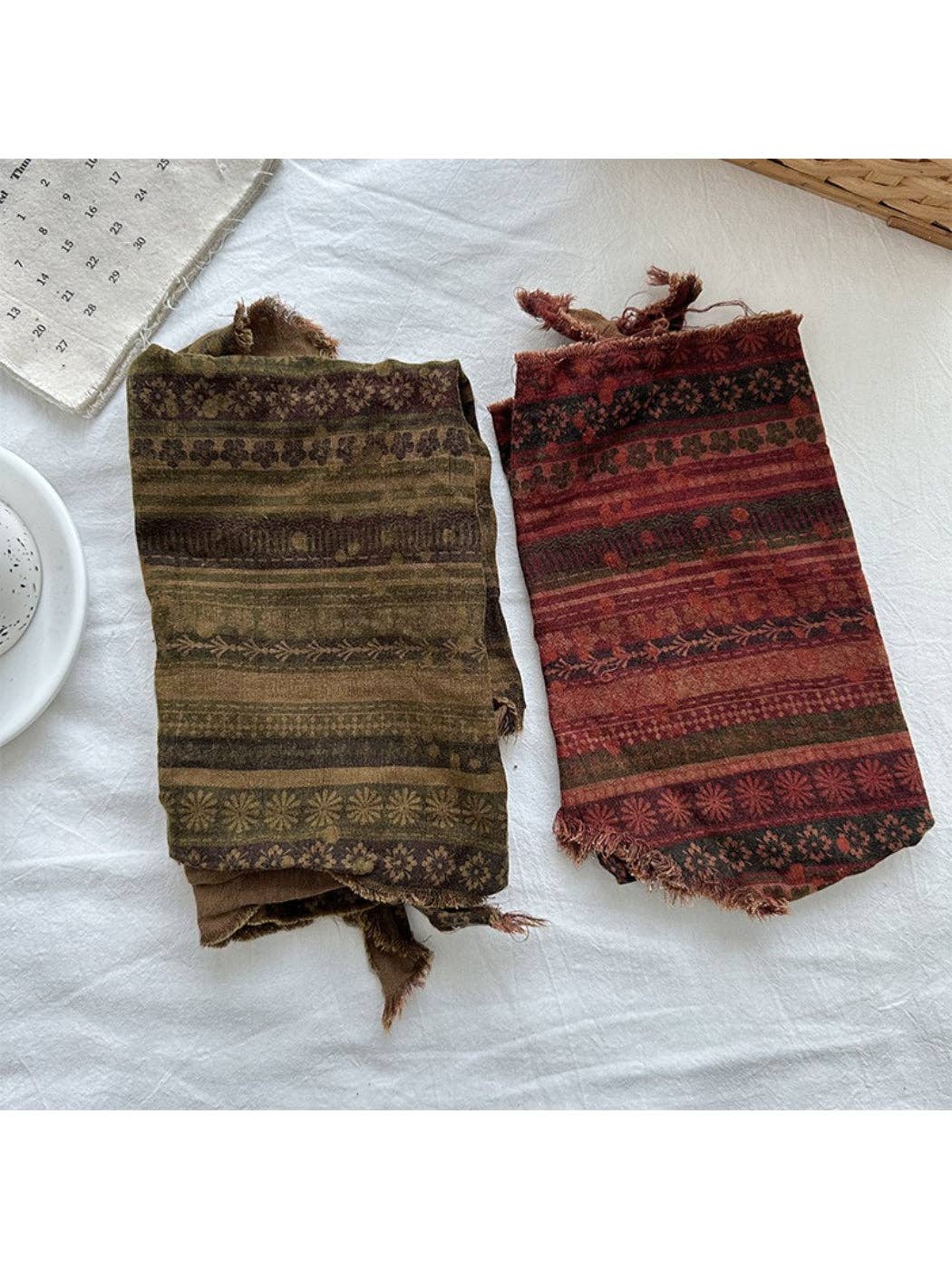 Funkyrel® Atzbranding Limited - Scarvii - Retro Washed Frayed Trim Triangle Scarf