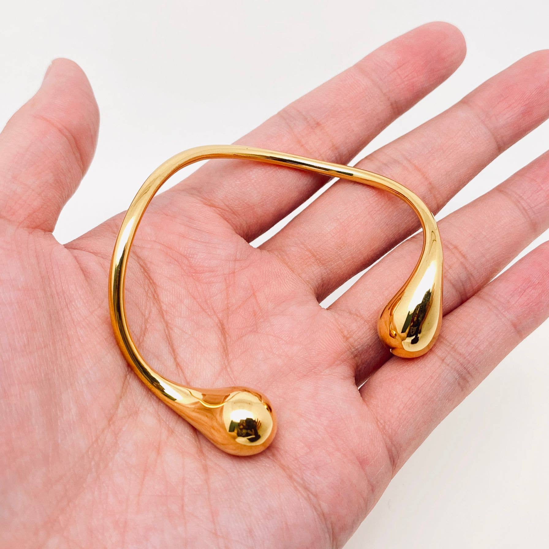 Mio Queena - Double Drops 18K Gold Plated Stainless Steel Bangle - FGS
