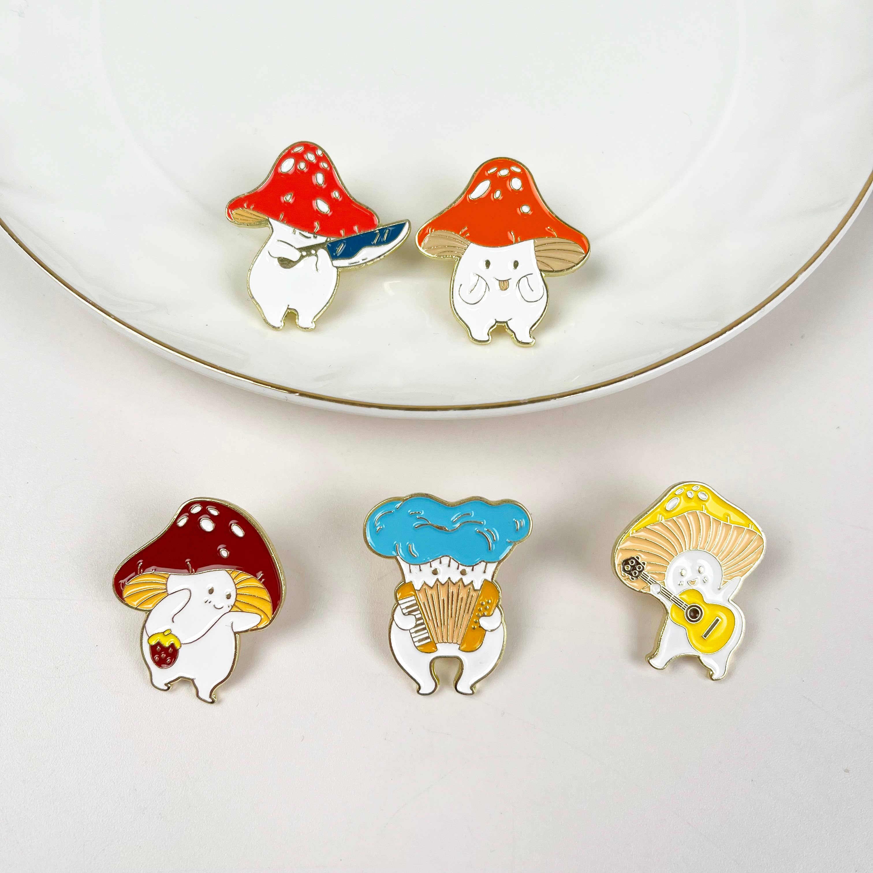 SoapElenGlen - Naughty mushroom brooch badge
