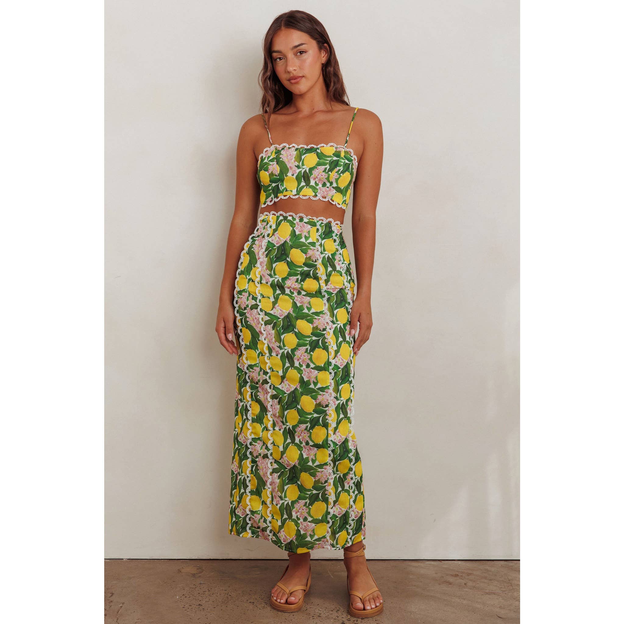 One and Only Collective - FLORAL CROP TOP AND SKIRT SET