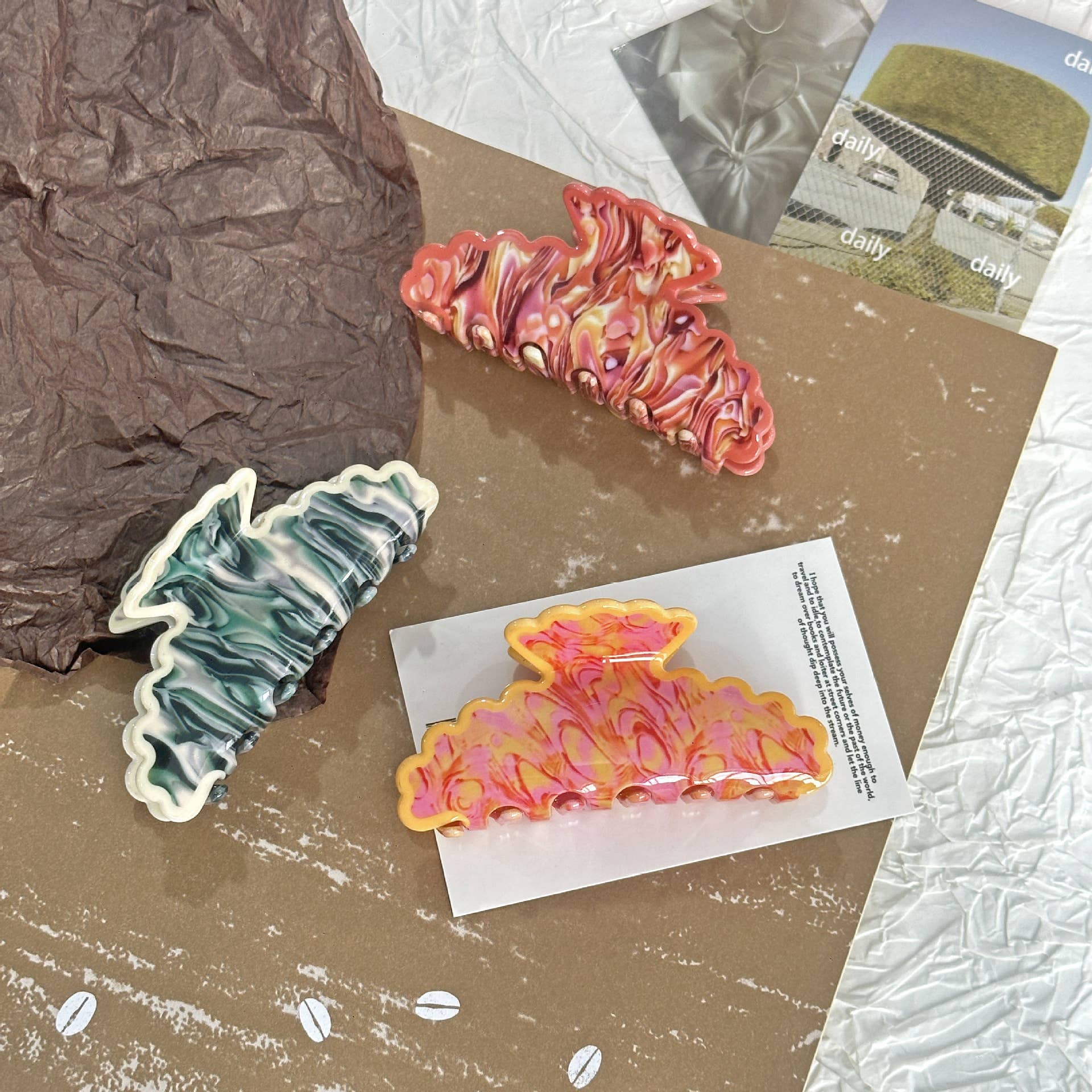 SoapElenGlen - Artistic Wave Edged Spotted Tie Dye Hair Claws
