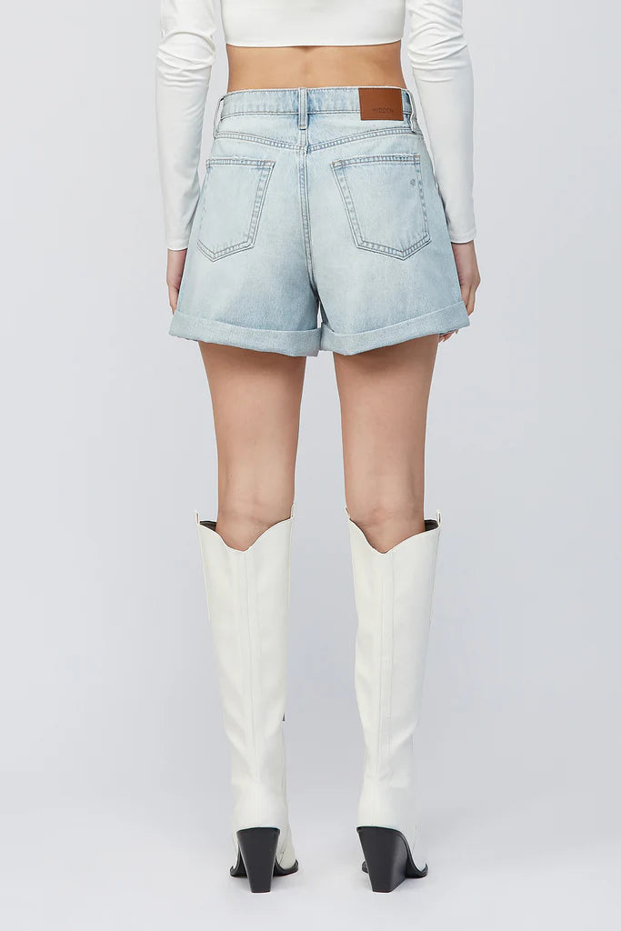 4" INSEAM CLEAN CLASSIC MOM SHORTS
