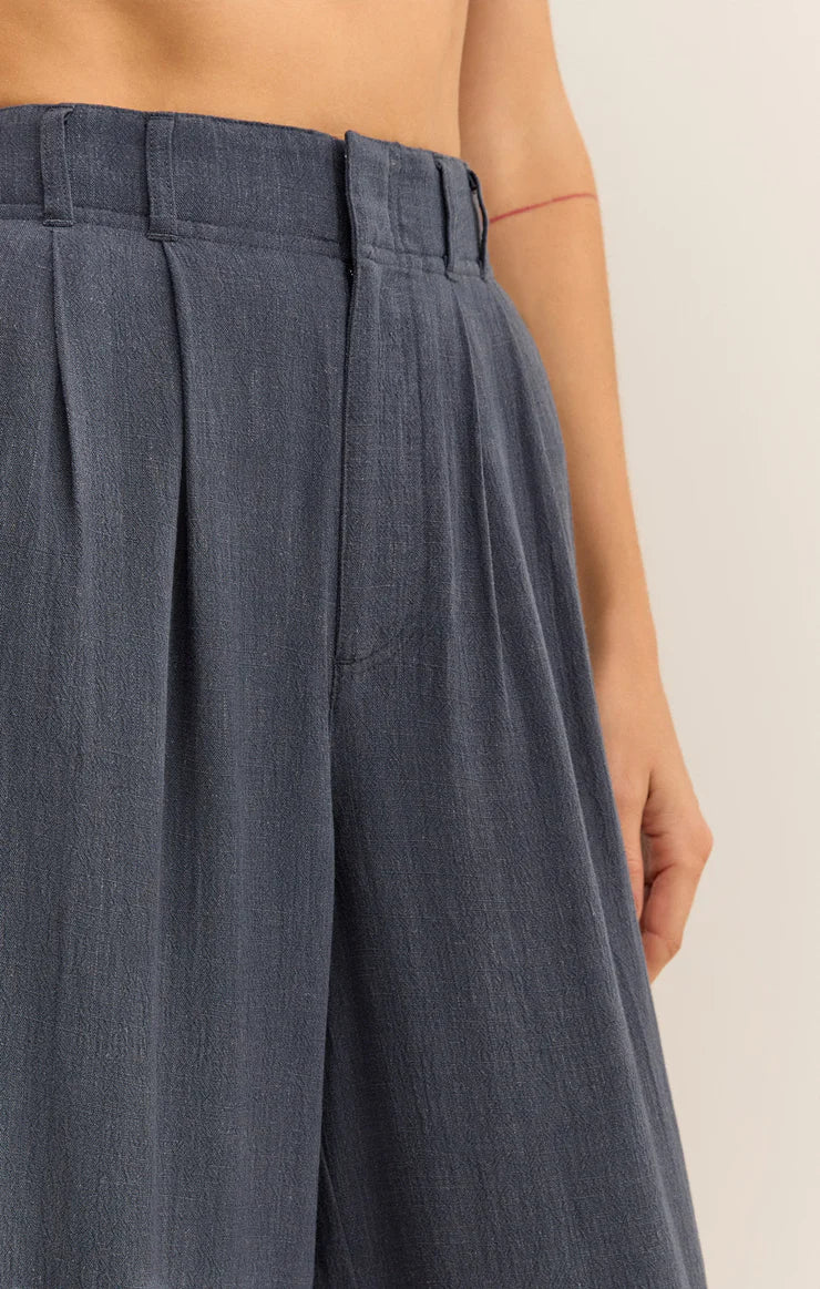 Farah Pant