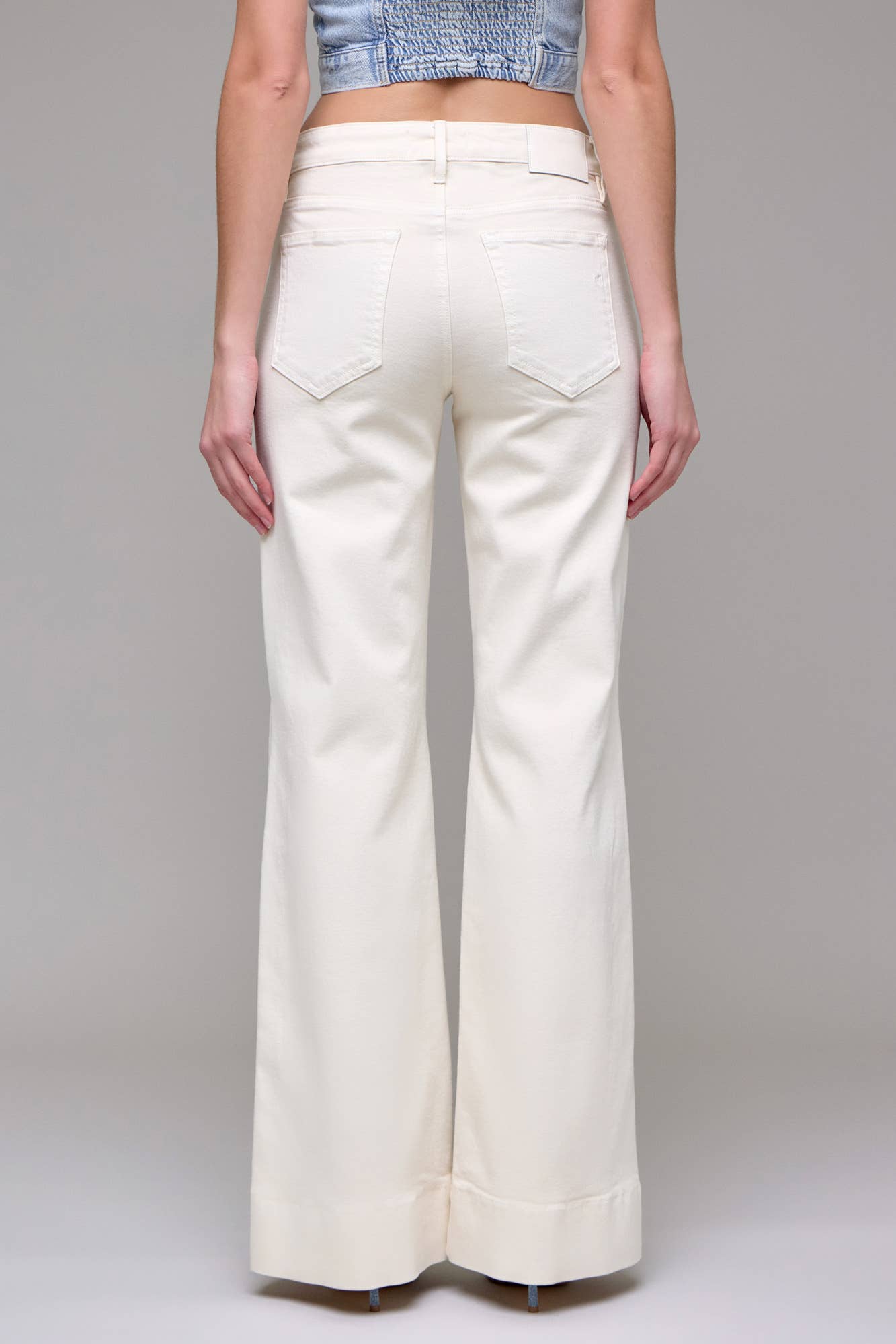 Hidden Jeans - Ecru Wash Pintuck Mid Rise Comfort Flare