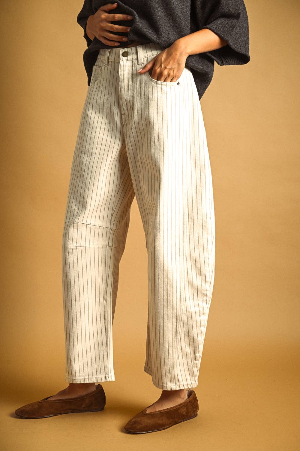 MIOU MUSE - PINSTRIPED PATTERN BARREL PANTS