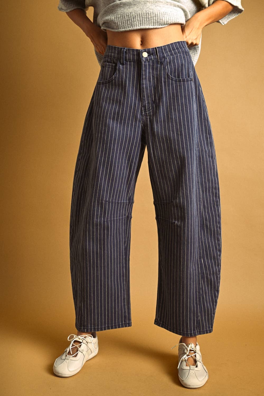 MIOU MUSE - PINSTRIPED PATTERN BARREL PANTS