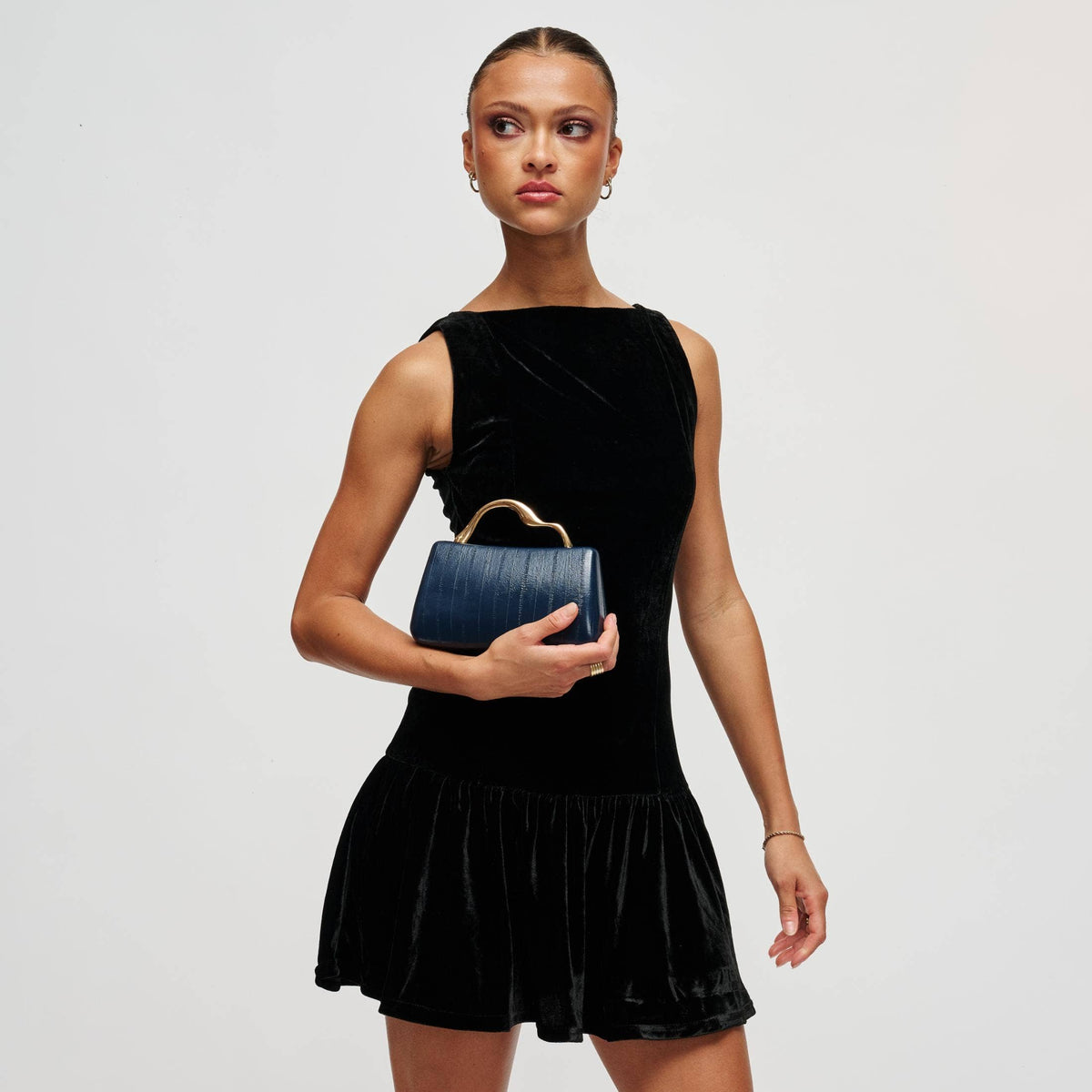 Urban Expressions - Nichelle Clutch