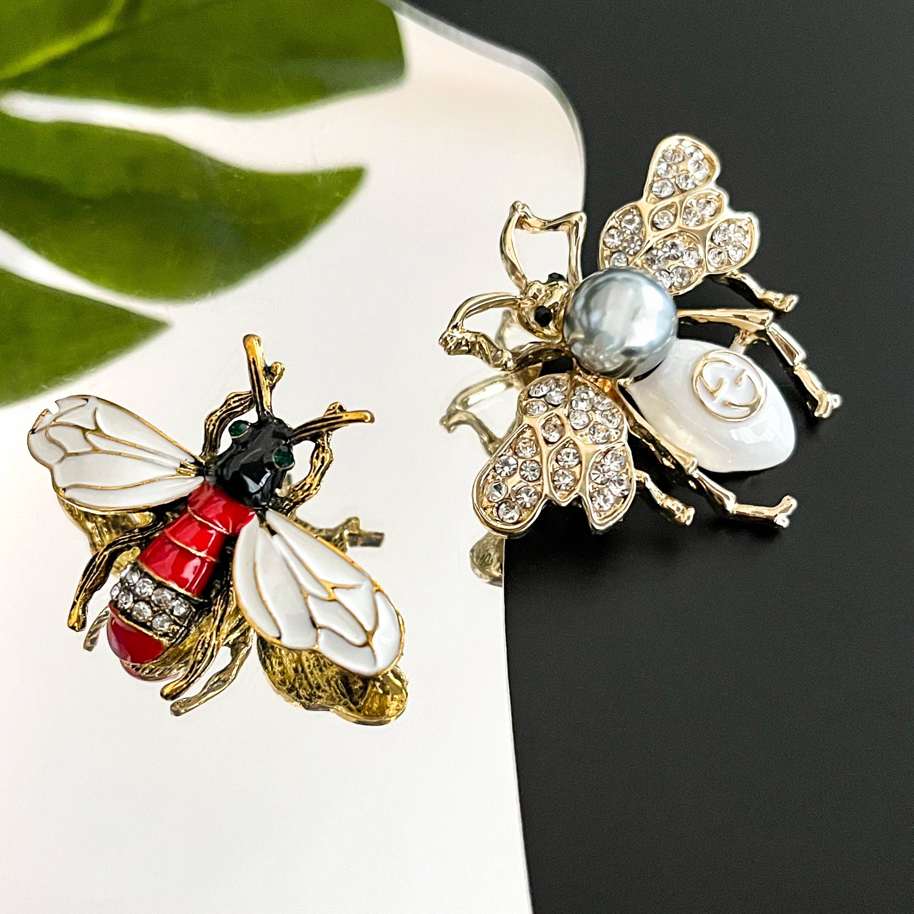 SoapElenGlen - Elegant Rhinestone Bee Brooch, Luxury Insect Lapel Pin