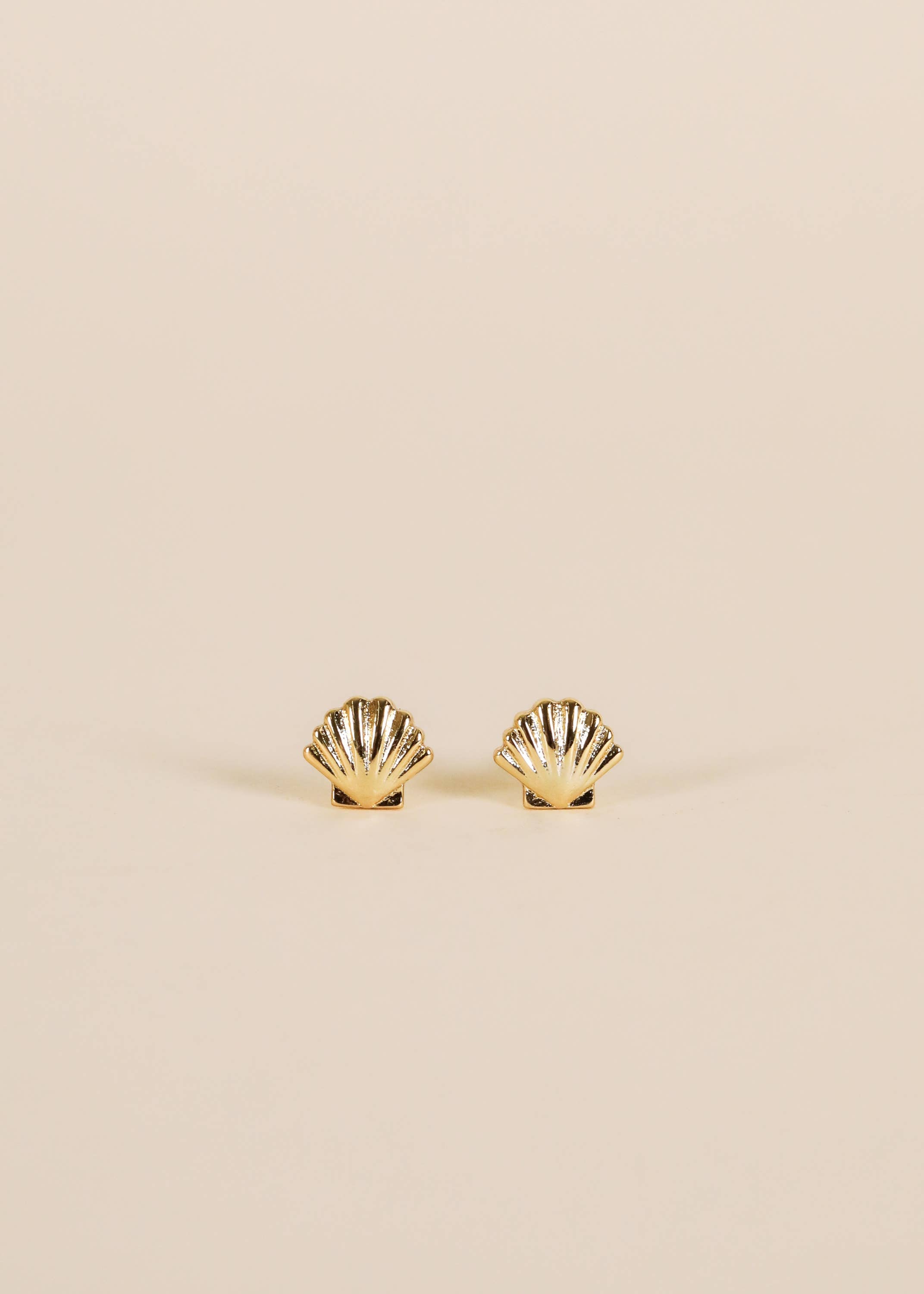 JaxKelly - Seashell - Gold Earrings