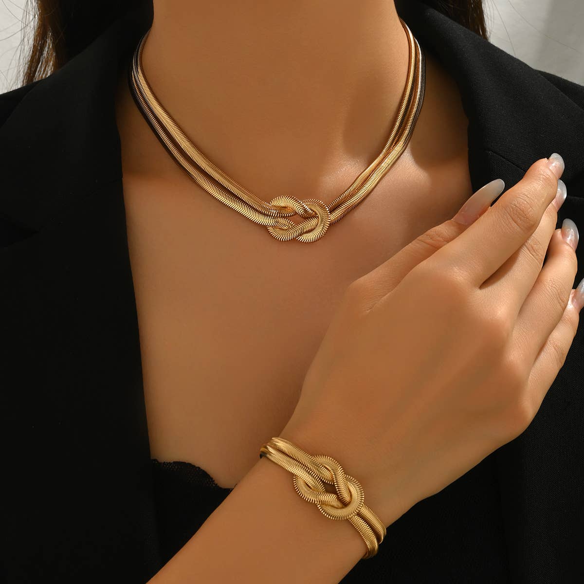 Lyonlee - Eternal Knot Bracelet