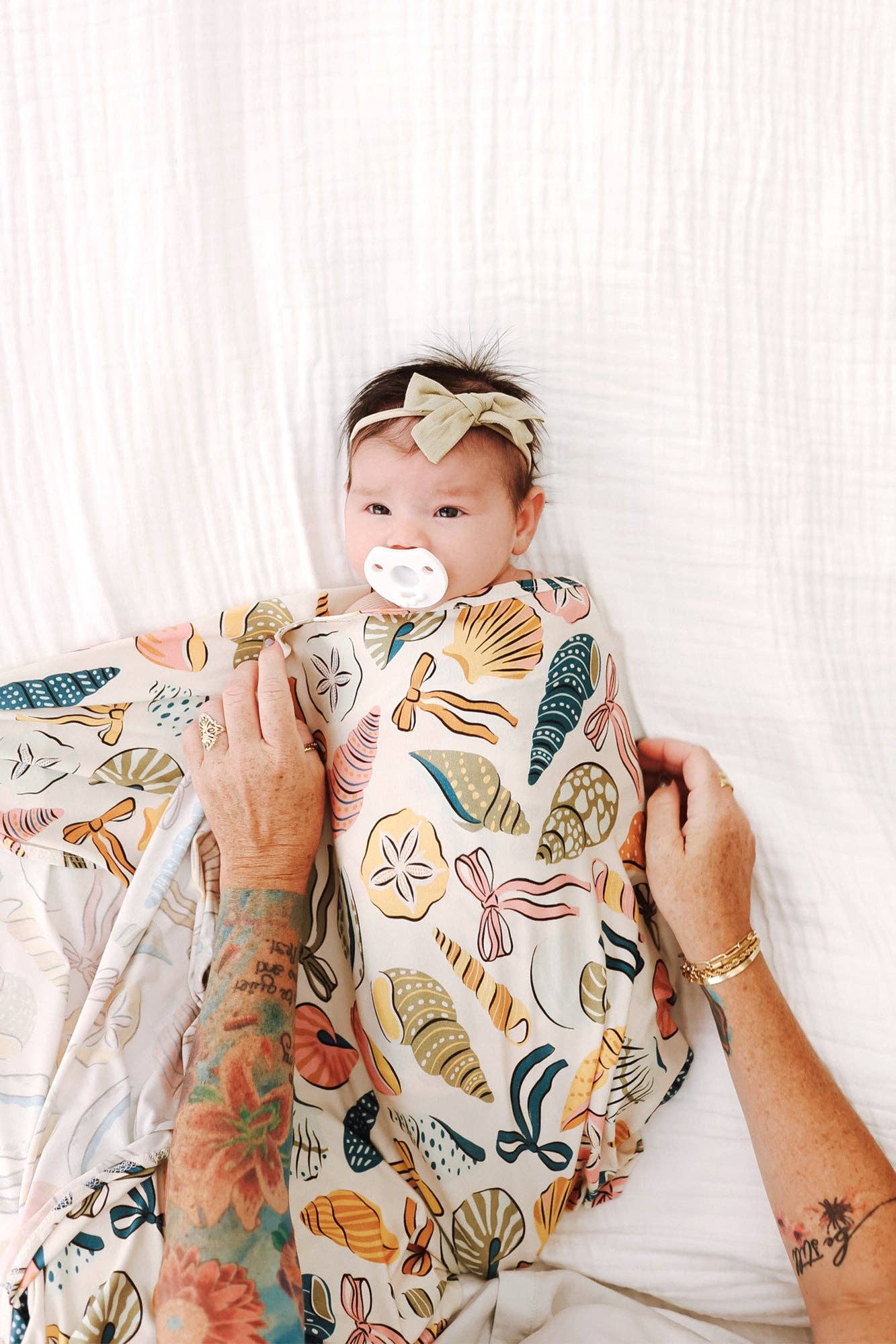 Ellie Sue - Coastal Bows Stretch Swaddle Blanket