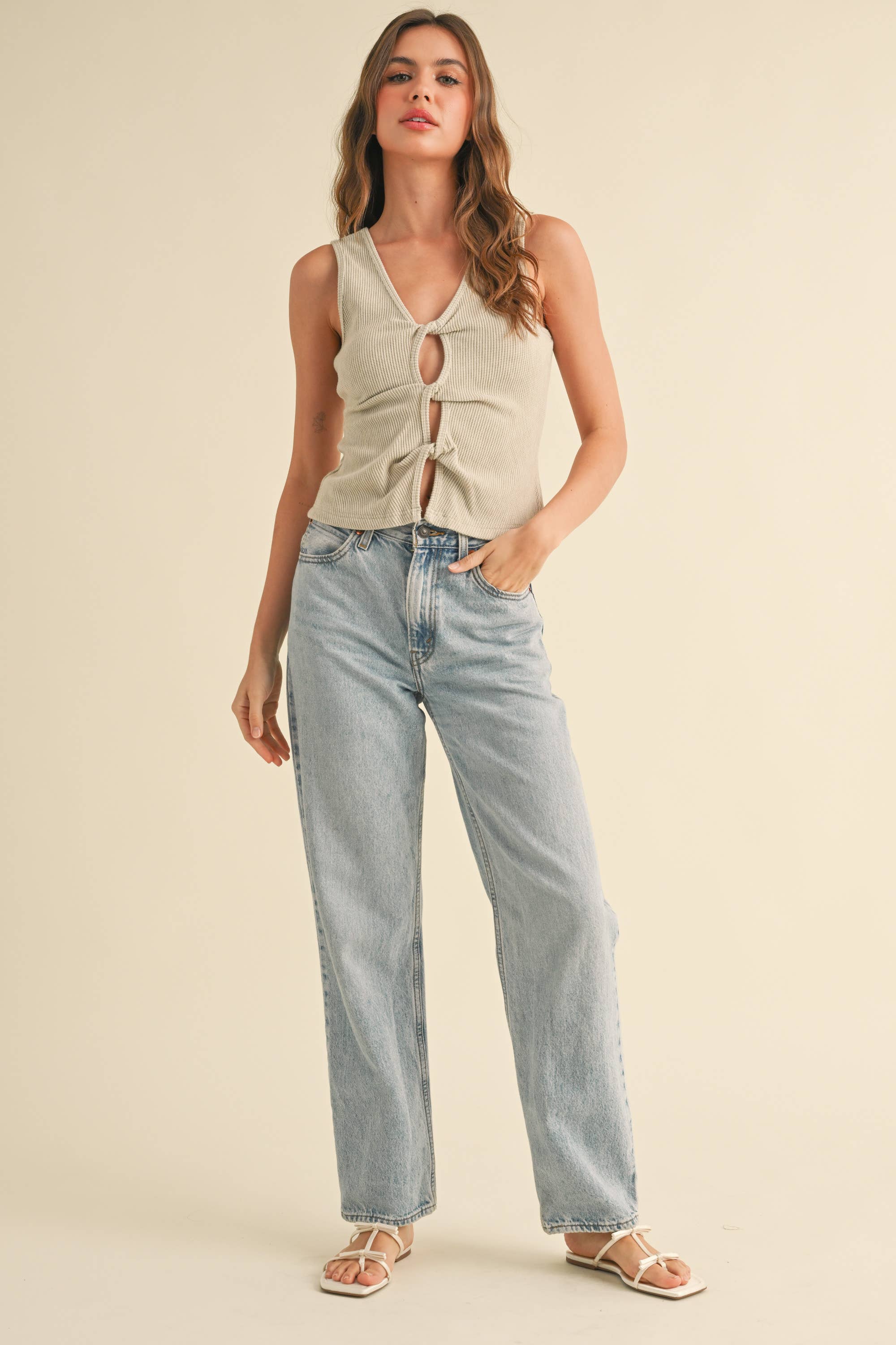 TWISTED DETAIL OPEN FRONT RIBBED TOP