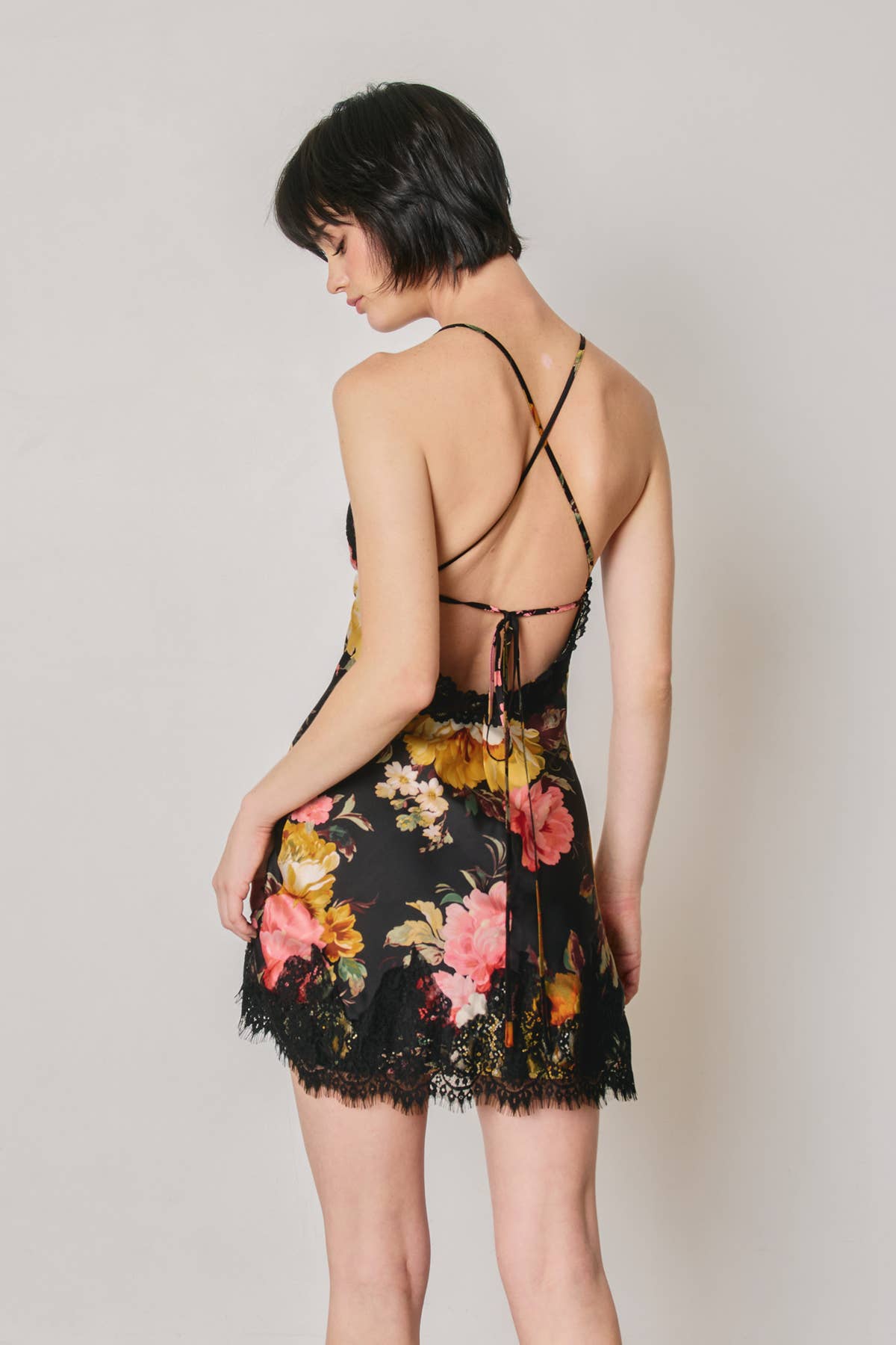 Dress Forum - Floral Lace Trim Slip Mini Dress