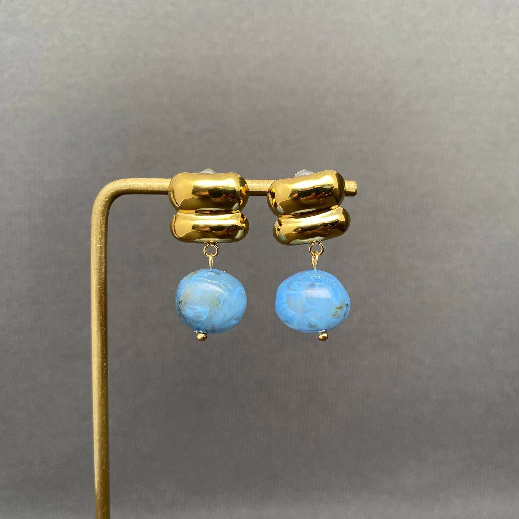 Mio Queena - Resin Glossy 18K Gold Plated S.Steel Post Earrings - FGS