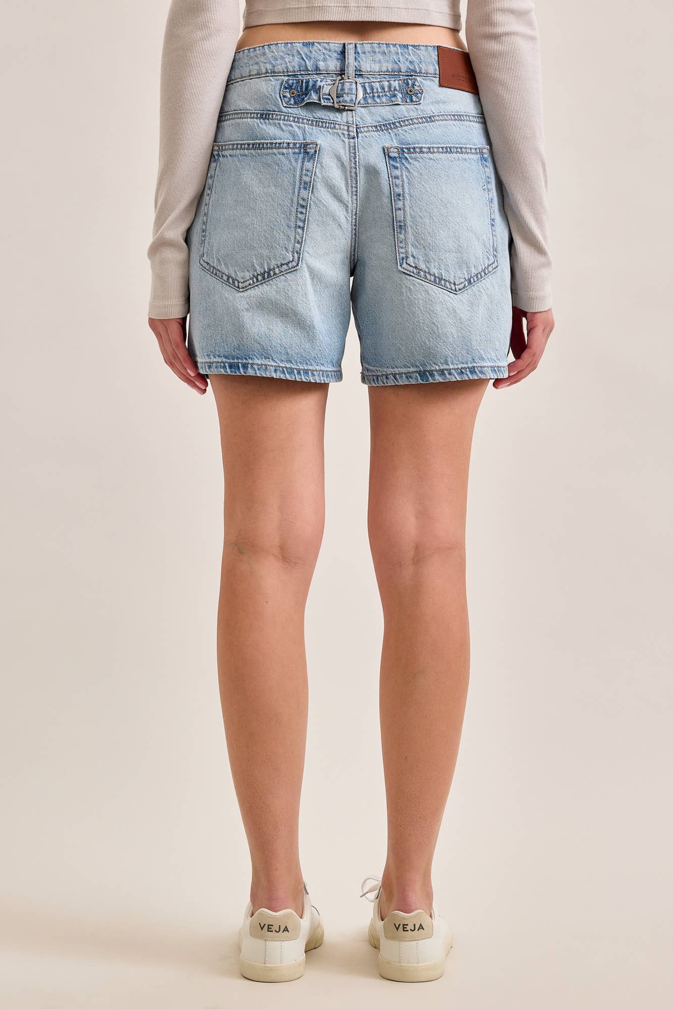 Hidden Jeans - 5” INSEAM MID-RISE SAMMIE BARREL SHORTS