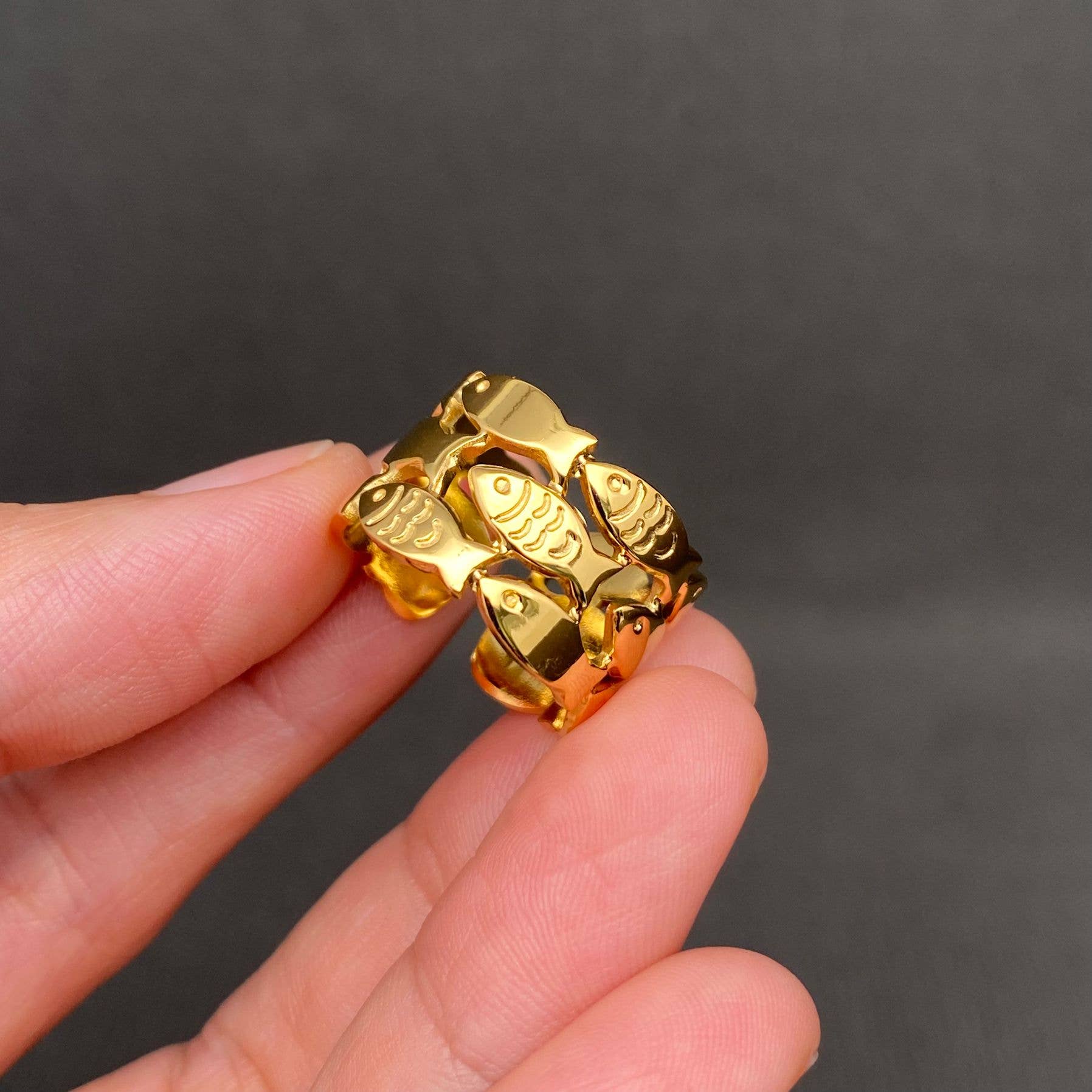 Mio Queena - Shoal of Fish 18K Gold Plated Stainless Steel Ring - FGS