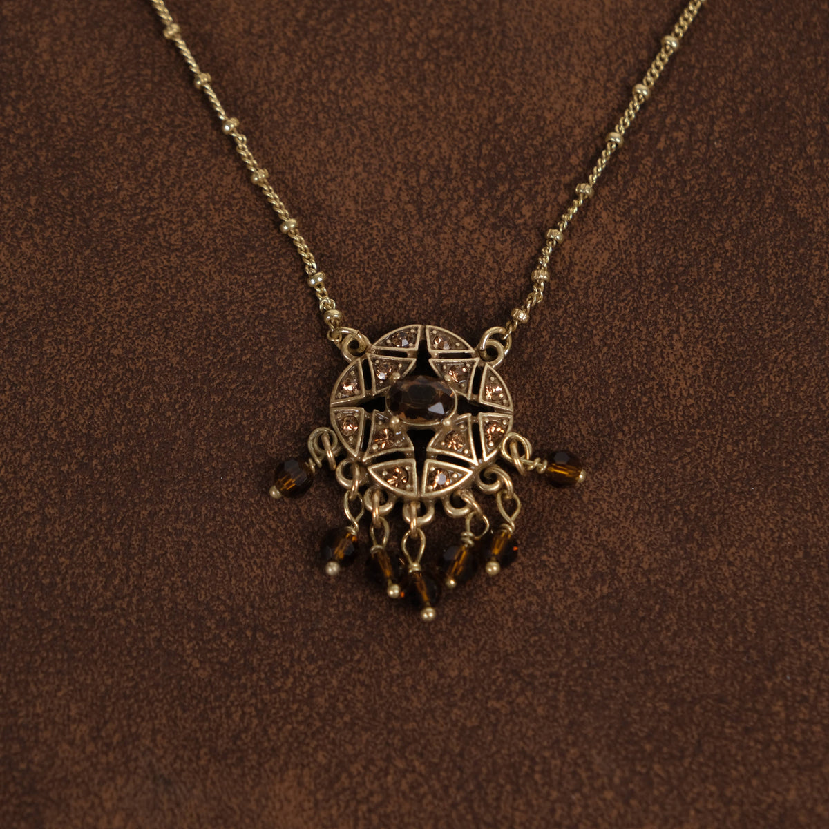 GirlyPirateCo - Vintage 18K Gold-Plated Brown Crystal Choker Necklace