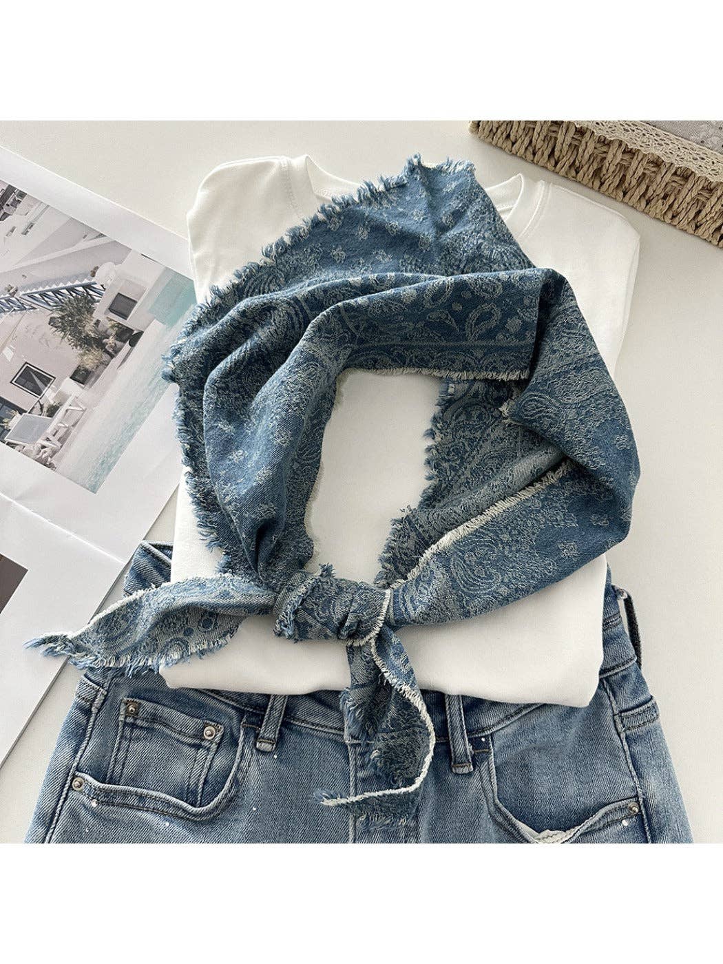Funkyrel® Atzbranding Limited - Scarvii - Unisex Vintage Frayed Triangle Scarf