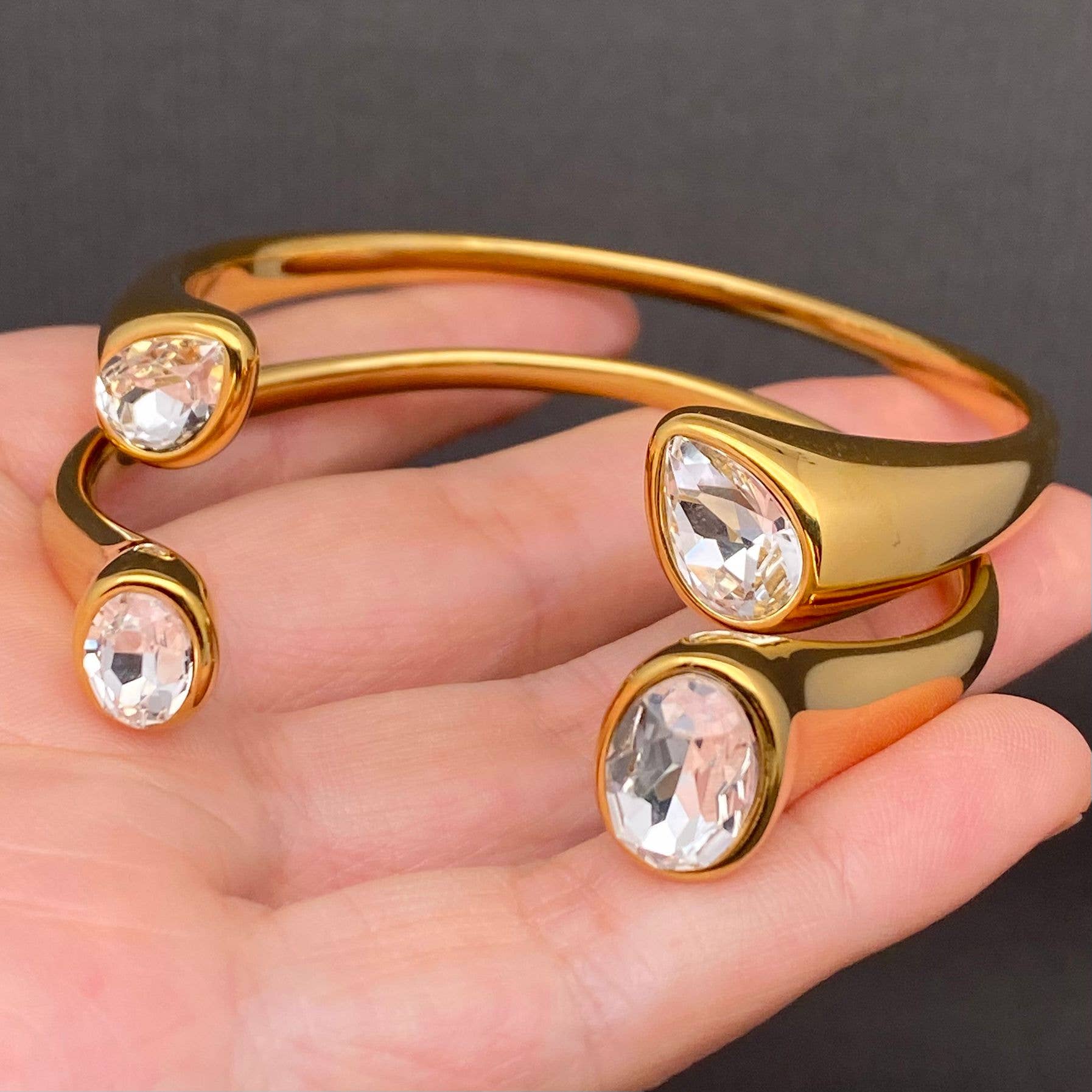 Mio Queena - Double Zircon 18K Gold Plated Stainless Steel Cuff - FGS