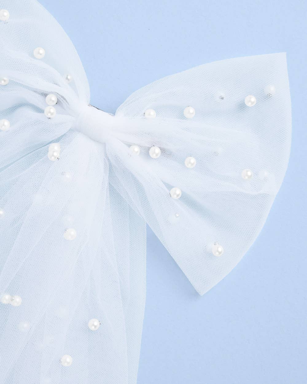 xo, Fetti - Bride to Be Pearl Hair Bow | bachelorette, bridal, accessory