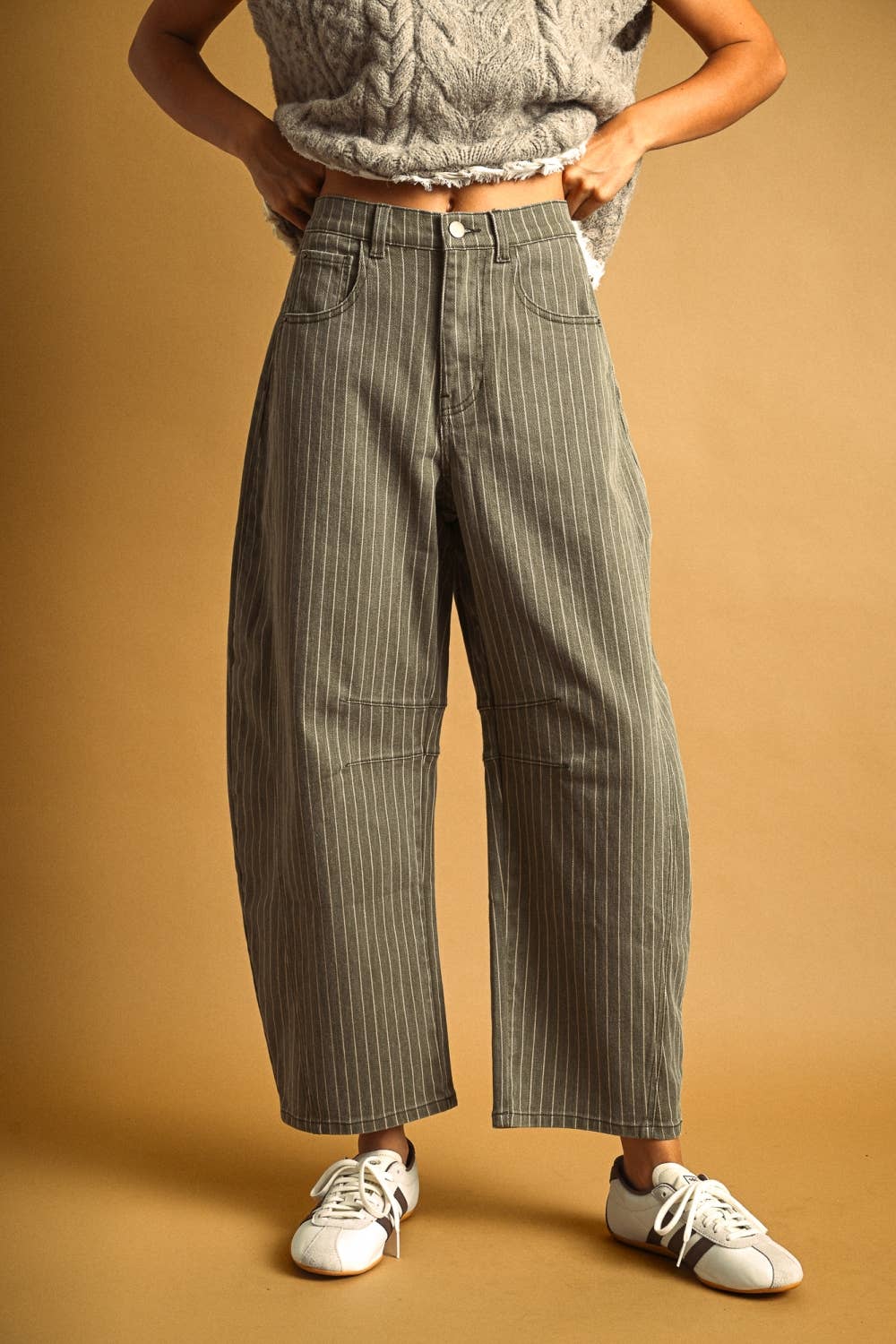 MIOU MUSE - PINSTRIPED PATTERN BARREL PANTS