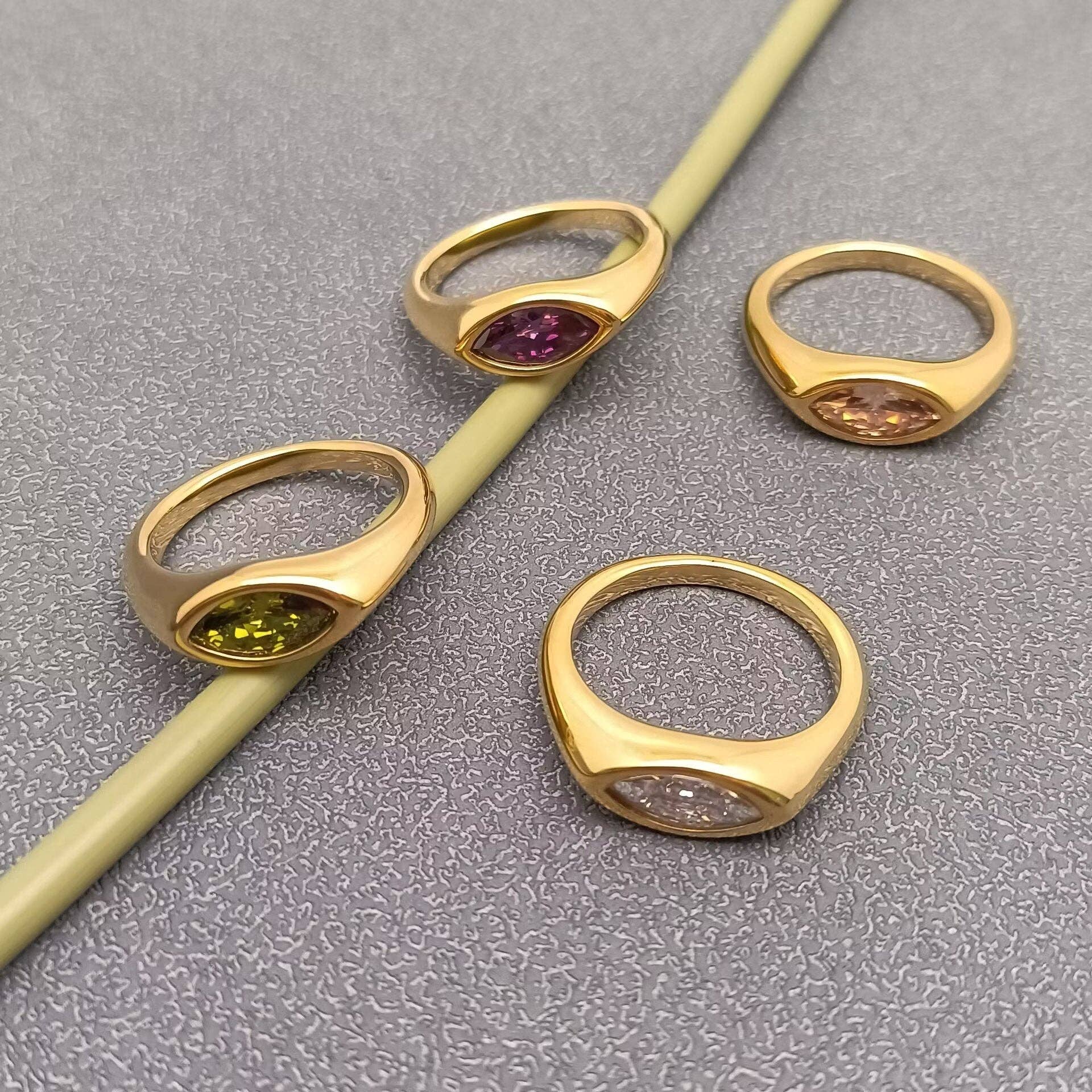 Mio Queena - FGS - Horse Eye Zircon 18K Gold Plated Stainless Steel Ring