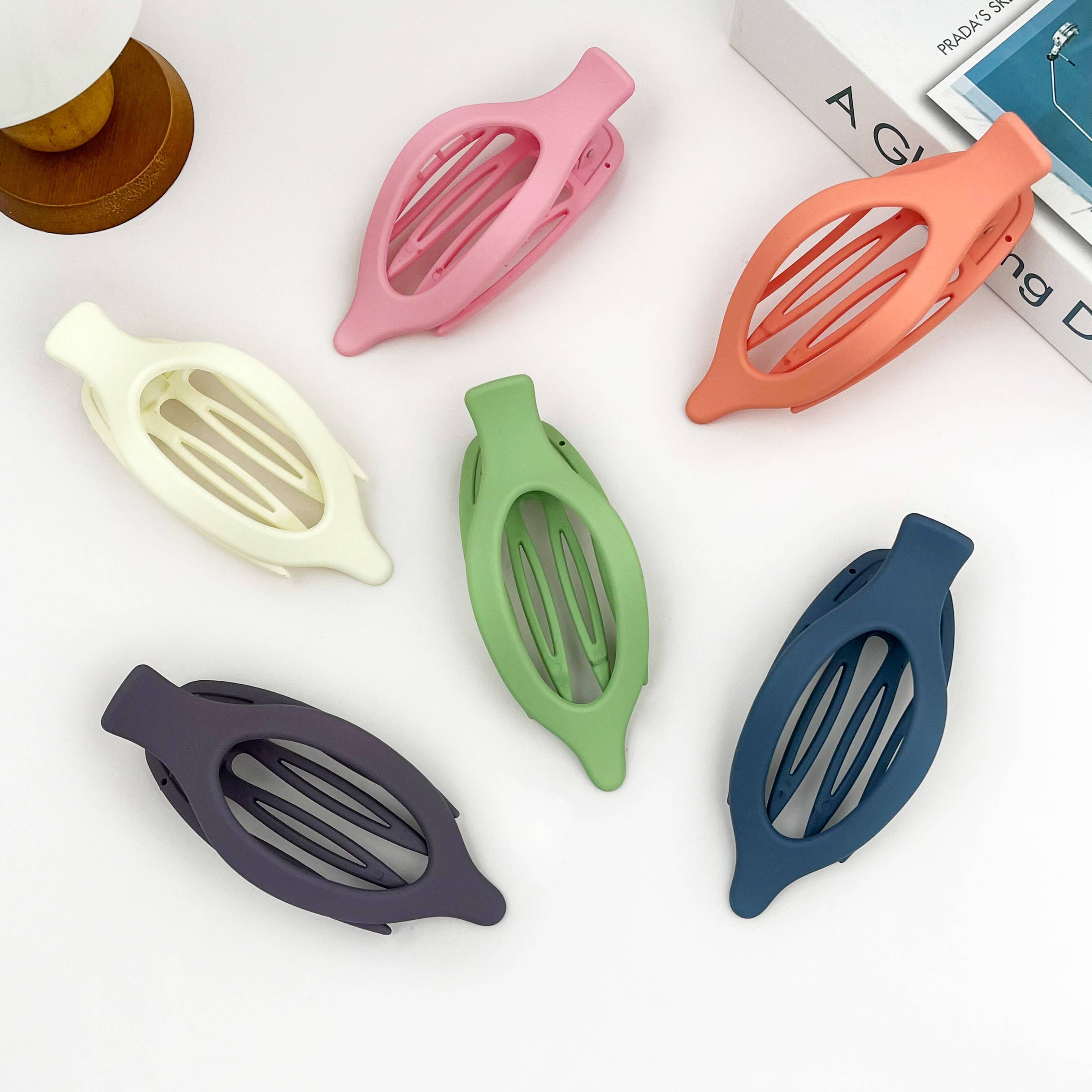 SoapElenGlen - Simple Solid Color Hair Barrette, Flat Oval Hair Clip