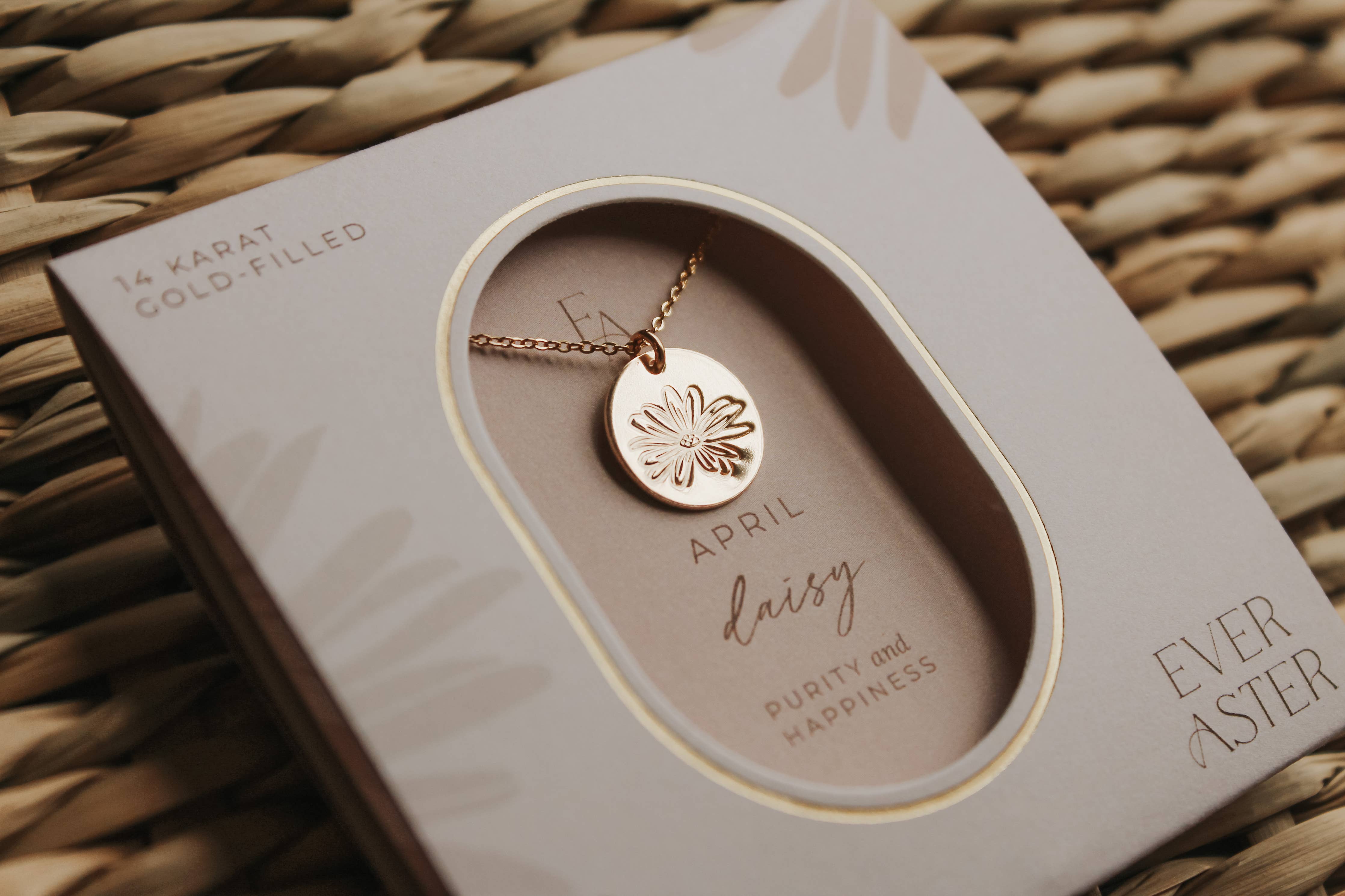 Ever Aster - Birth Flower Necklace