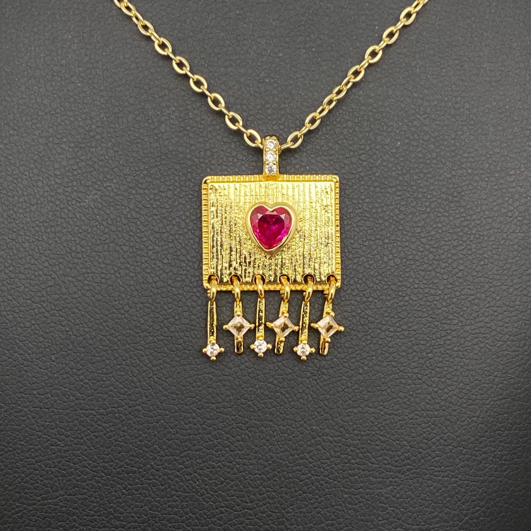 Mio Queena - Rhinestone Inlaid Heart & Eye Charm Necklace