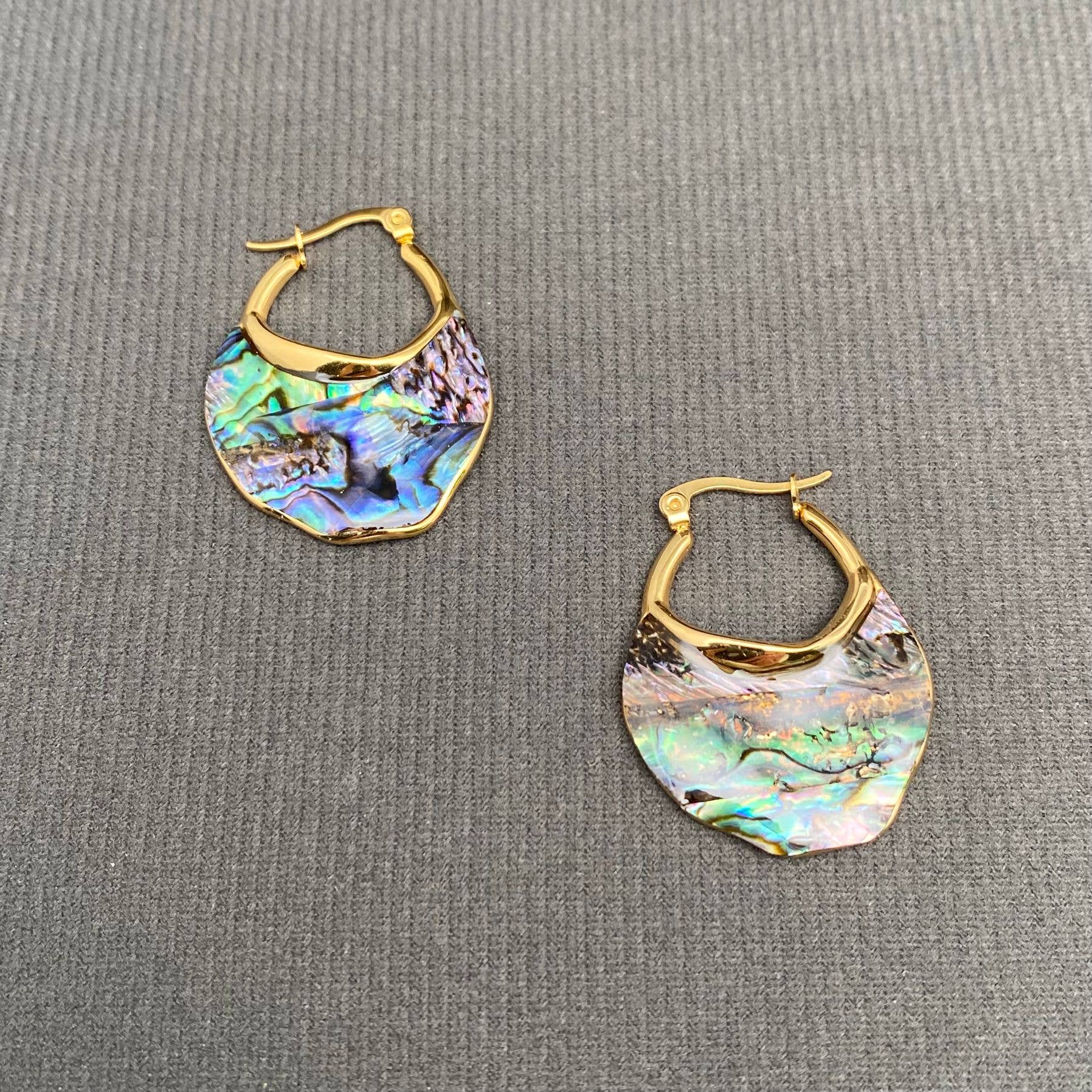 Mio Queena - Abalone Shell 18K Gold Plated S.Steel Hoop Earrings