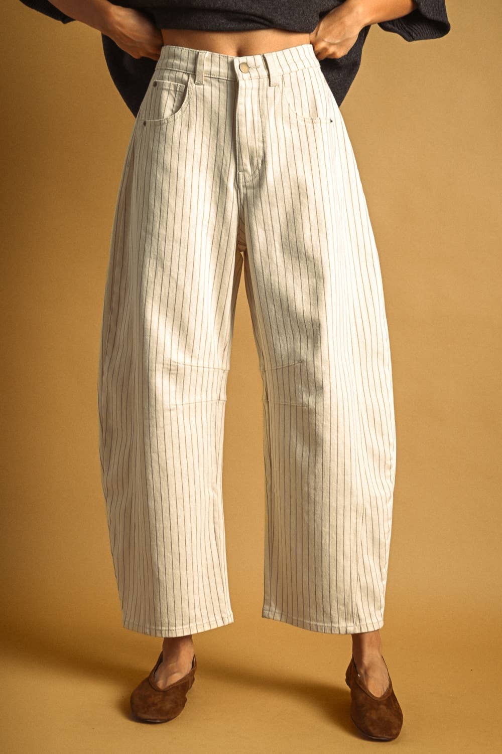 MIOU MUSE -  PINSTRIPED PATTERN BARREL PANTS