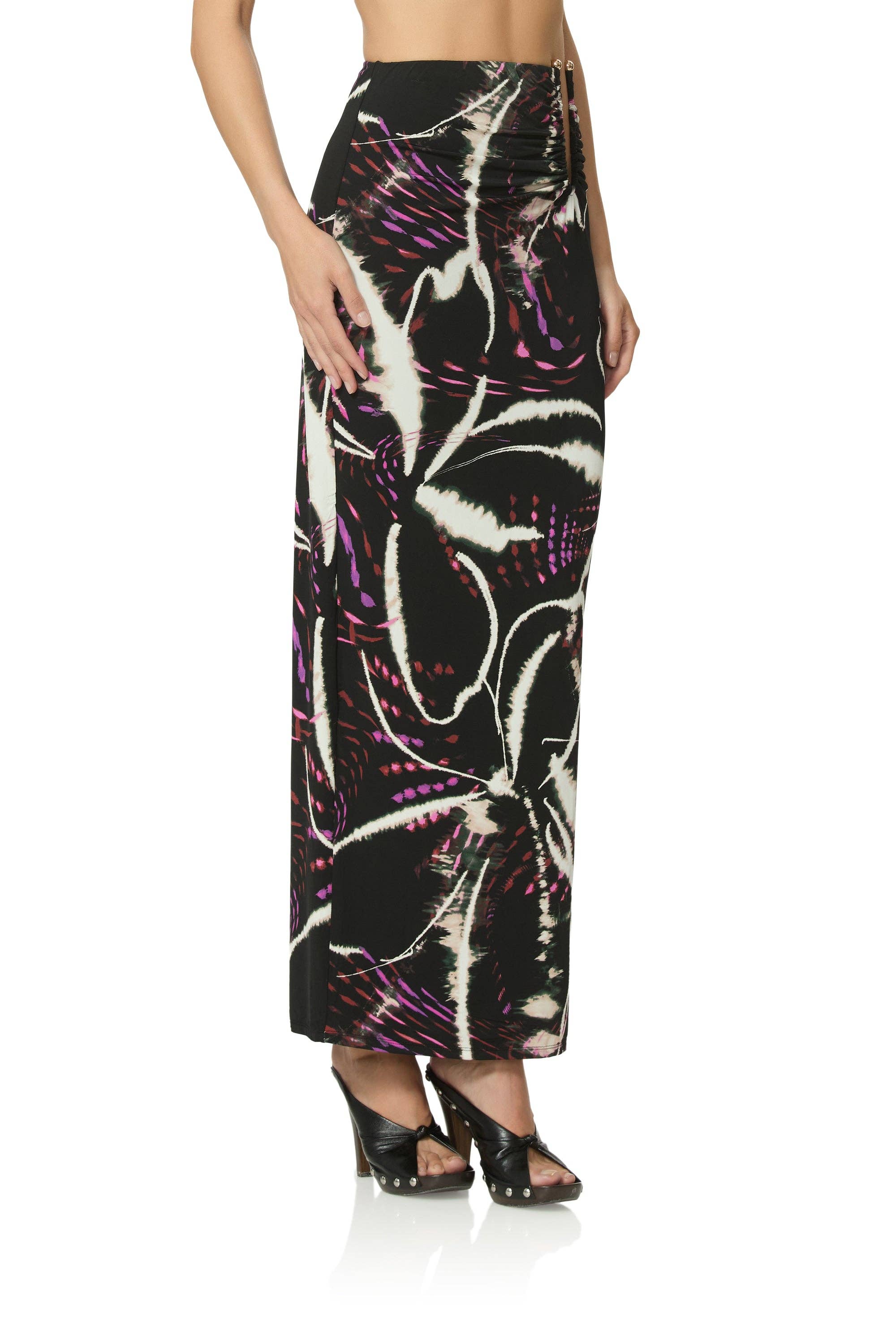 AFRM - Aven Skirt - Night Daisy
