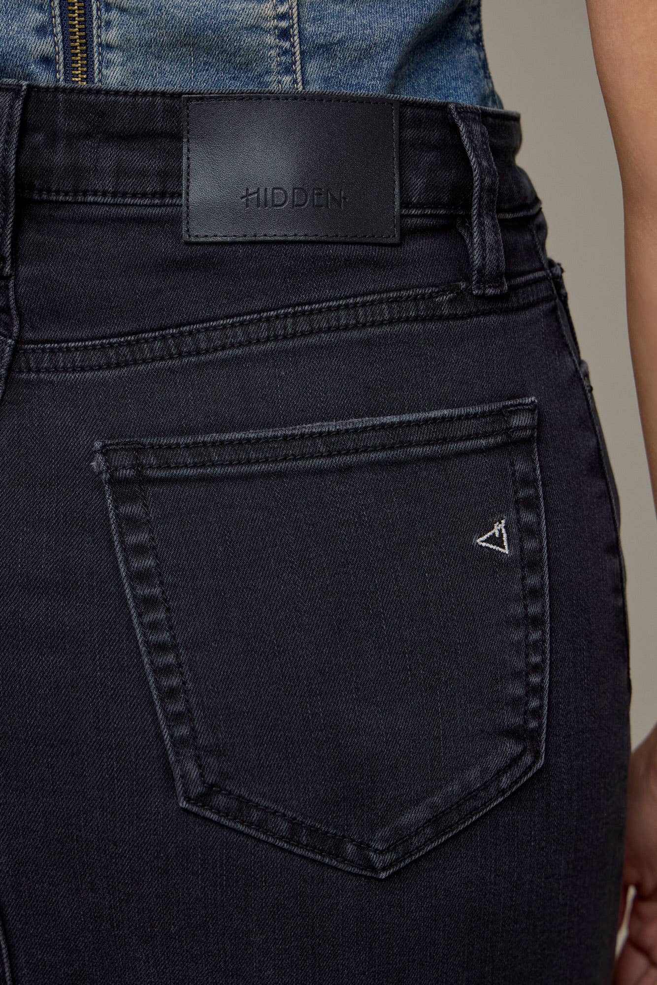 Hidden Jeans - Black Side Slit Stretch Midi Skirt