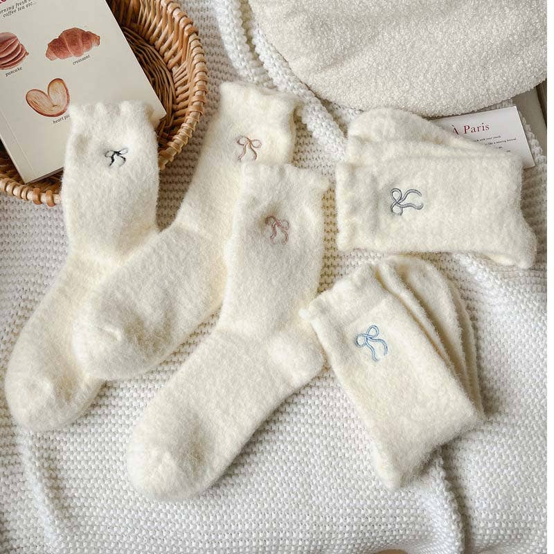 Dipped Shop - Winter Plush Solid Color Bow Embroidery Crew Socks